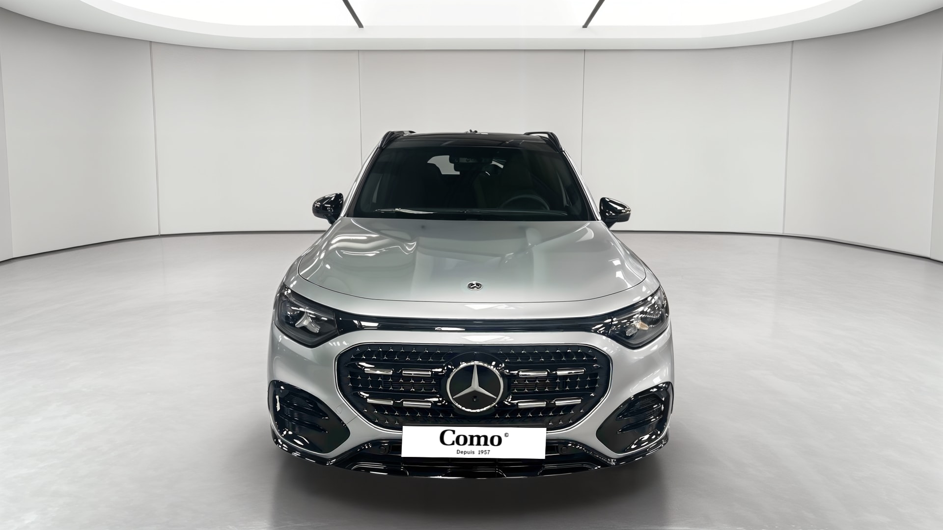 Mercedes-Benz GLB 220 Business Line Executive — Face avant