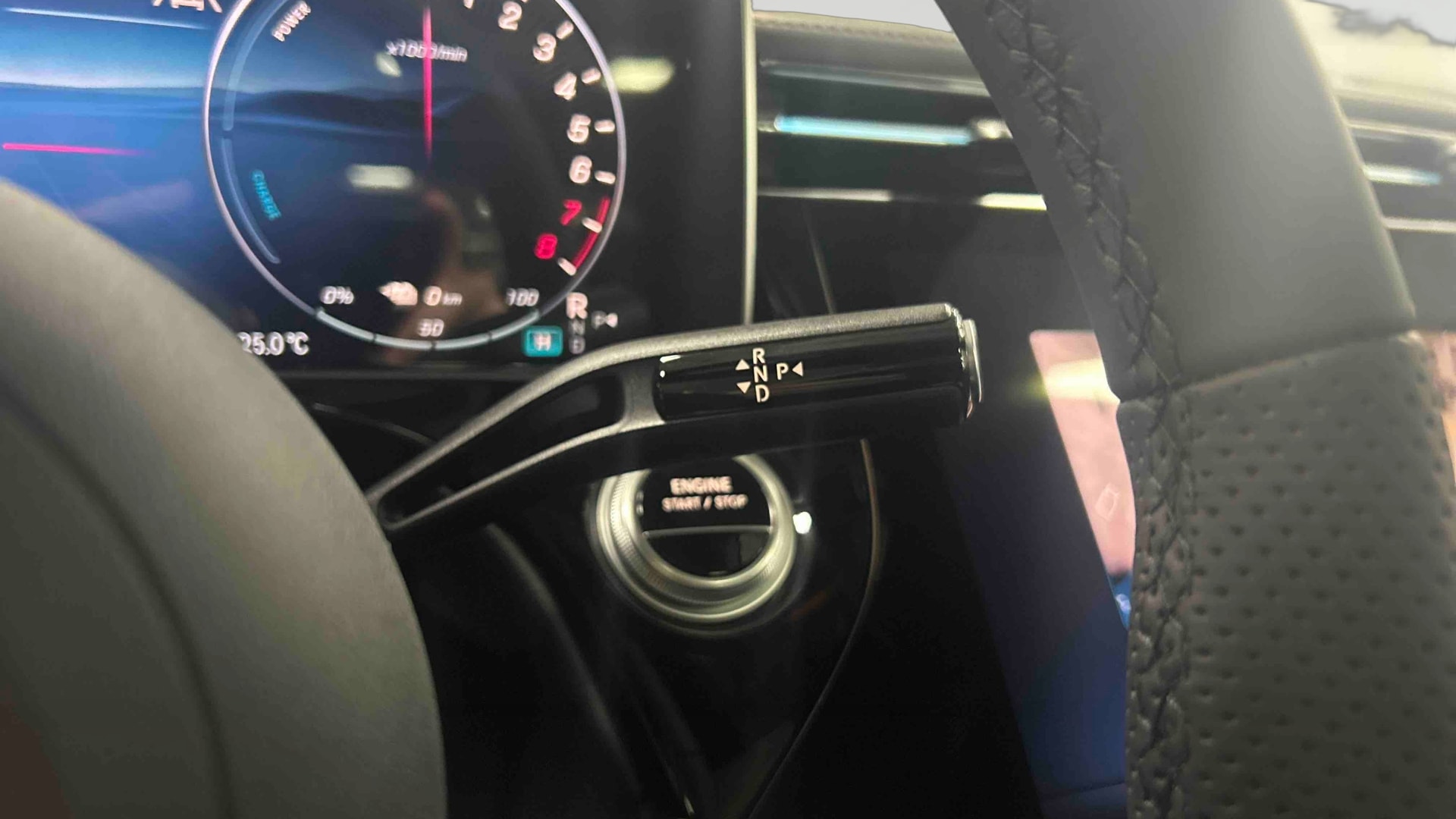 Mercedes-Benz Classe E 300 e Hybrid EQ 9G-Tronic 4MATIC AMG Line + — photo 20
