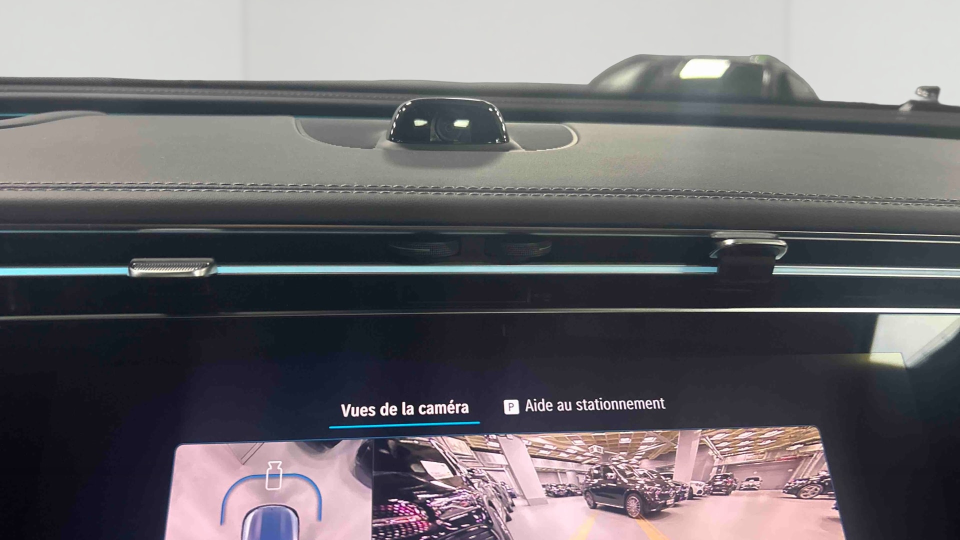 Mercedes-Benz Classe E 300 e Hybrid EQ 9G-Tronic 4MATIC AMG Line + — photo 19