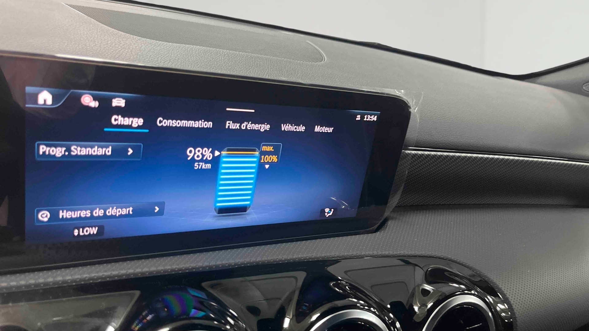 Mercedes-Benz Classe A 250 e Hybrid EQ Progressive Line — photo 15