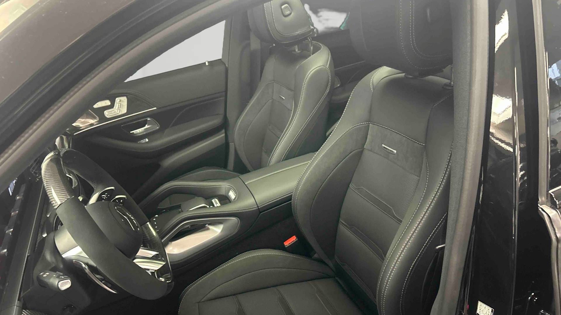 Mercedes-Benz GLE 53 Hybride AMG 9G-SPEEDSHIFT AMG 4Matic+ — Siège conducteur