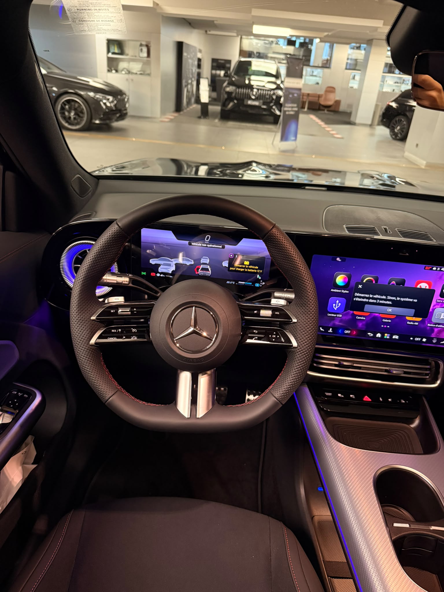 Mercedes-Benz GLB 200 AMG Line — Intérieur conducteur