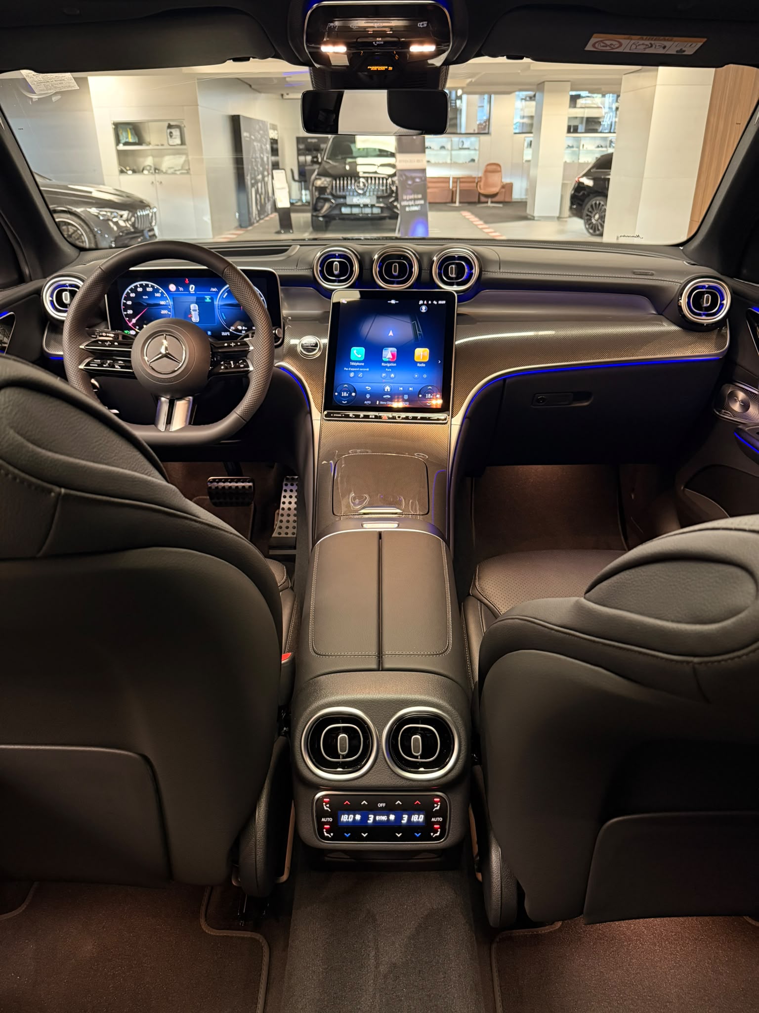 Mercedes-Benz GLC 300 e Hybrid EQ 4Matic AMG Line + — photo 35