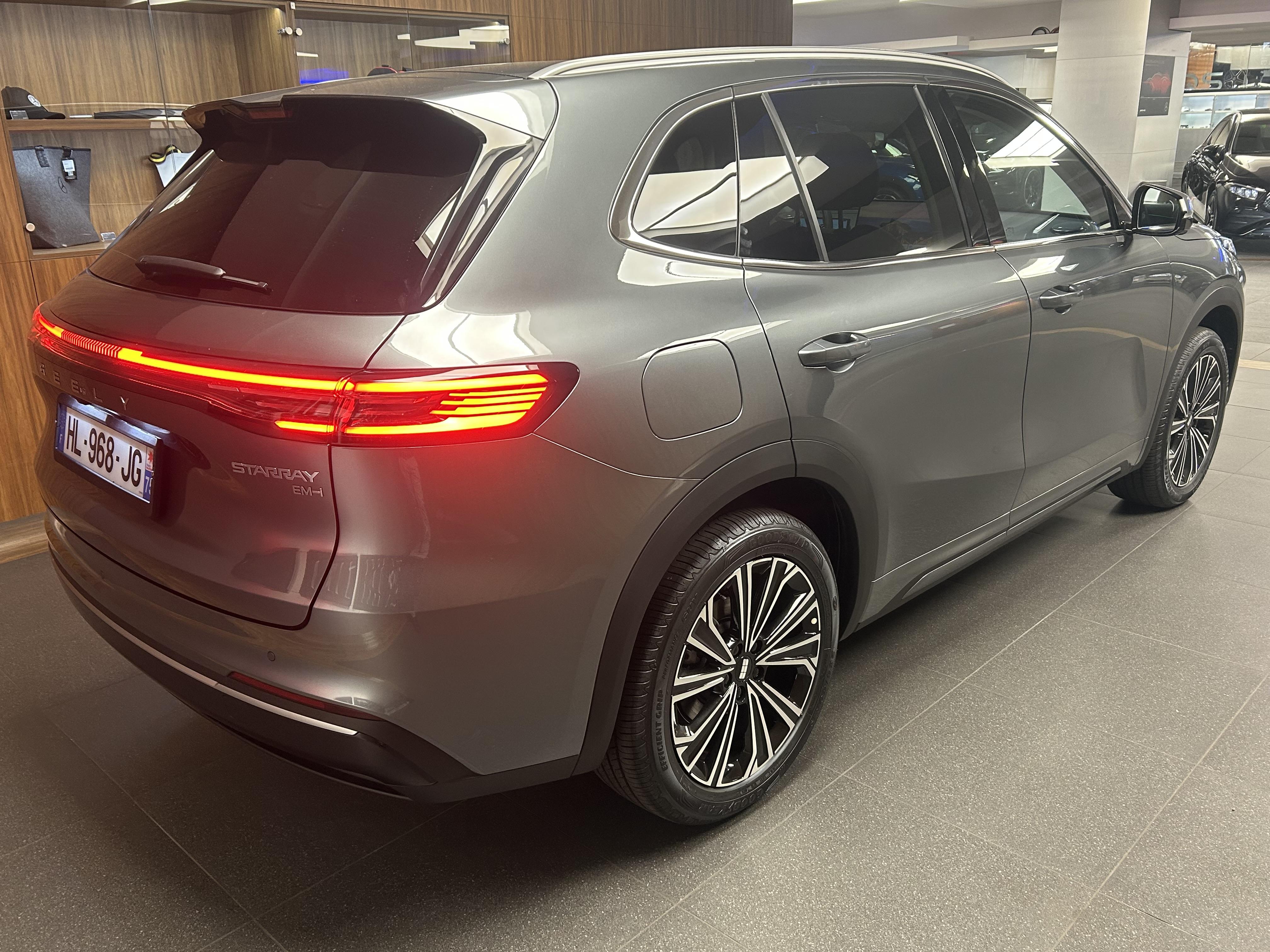 Geely Starray EM-i Max+ — photo 19