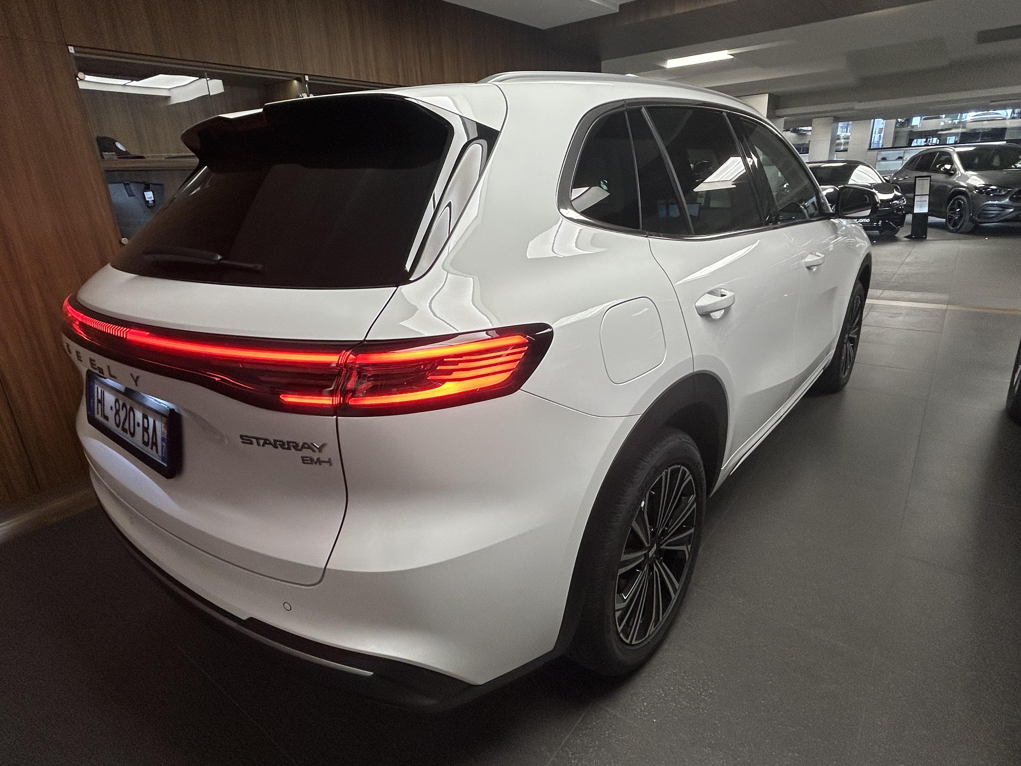 Geely Starray EM-i Max+ — photo 18