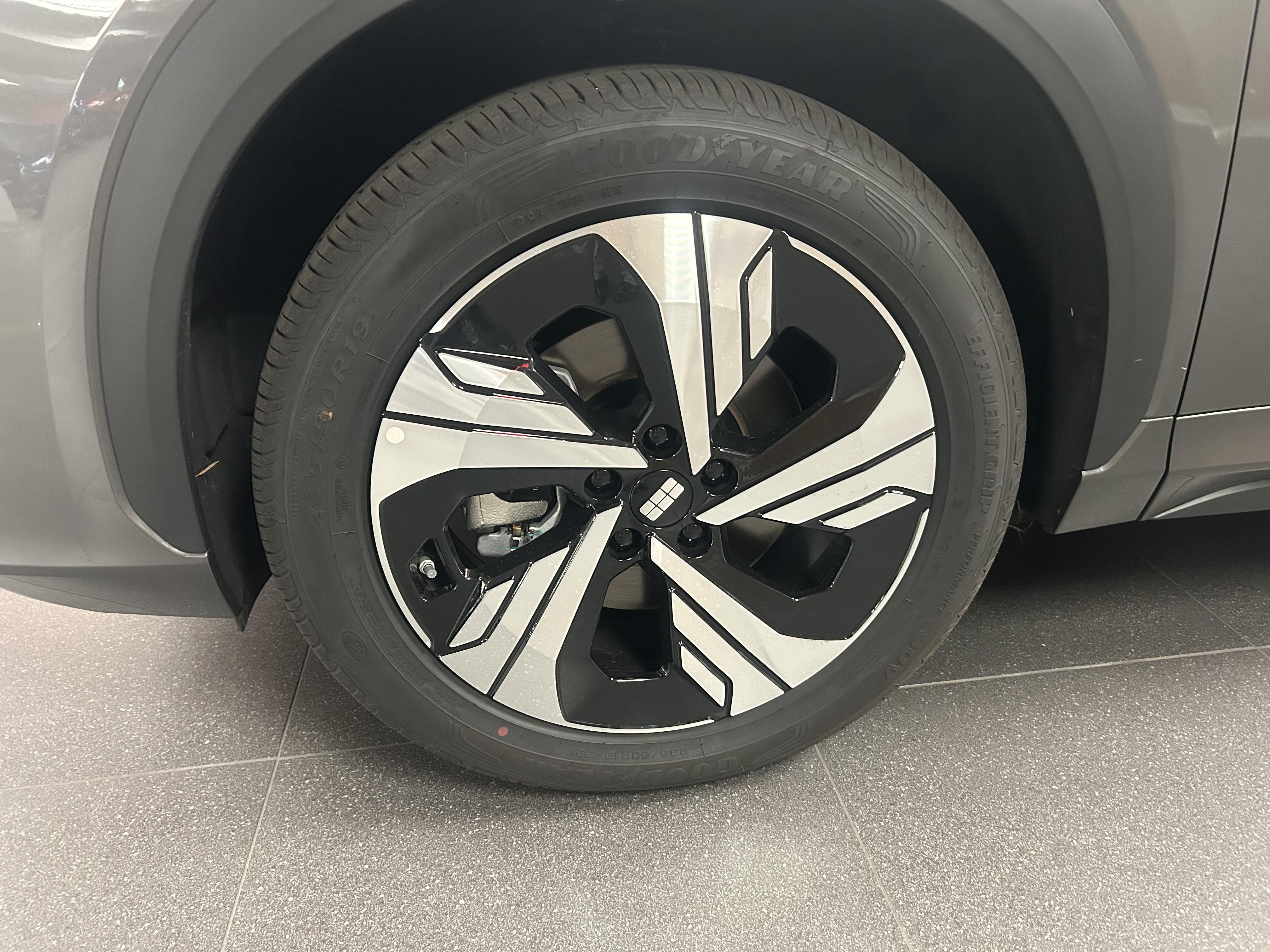 Geely E5 Max+ — photo 18