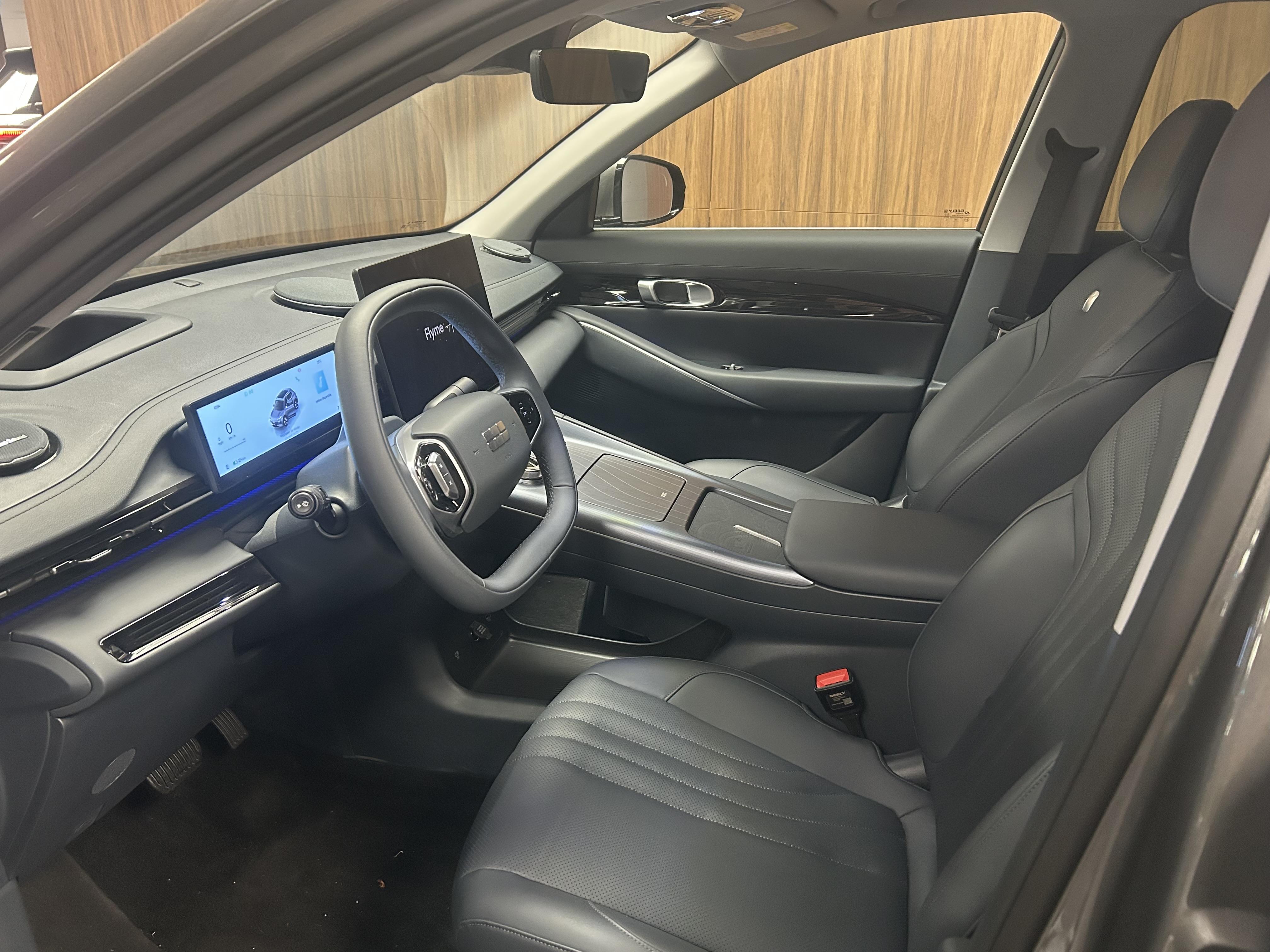 Geely E5 Max+ — Face arrière