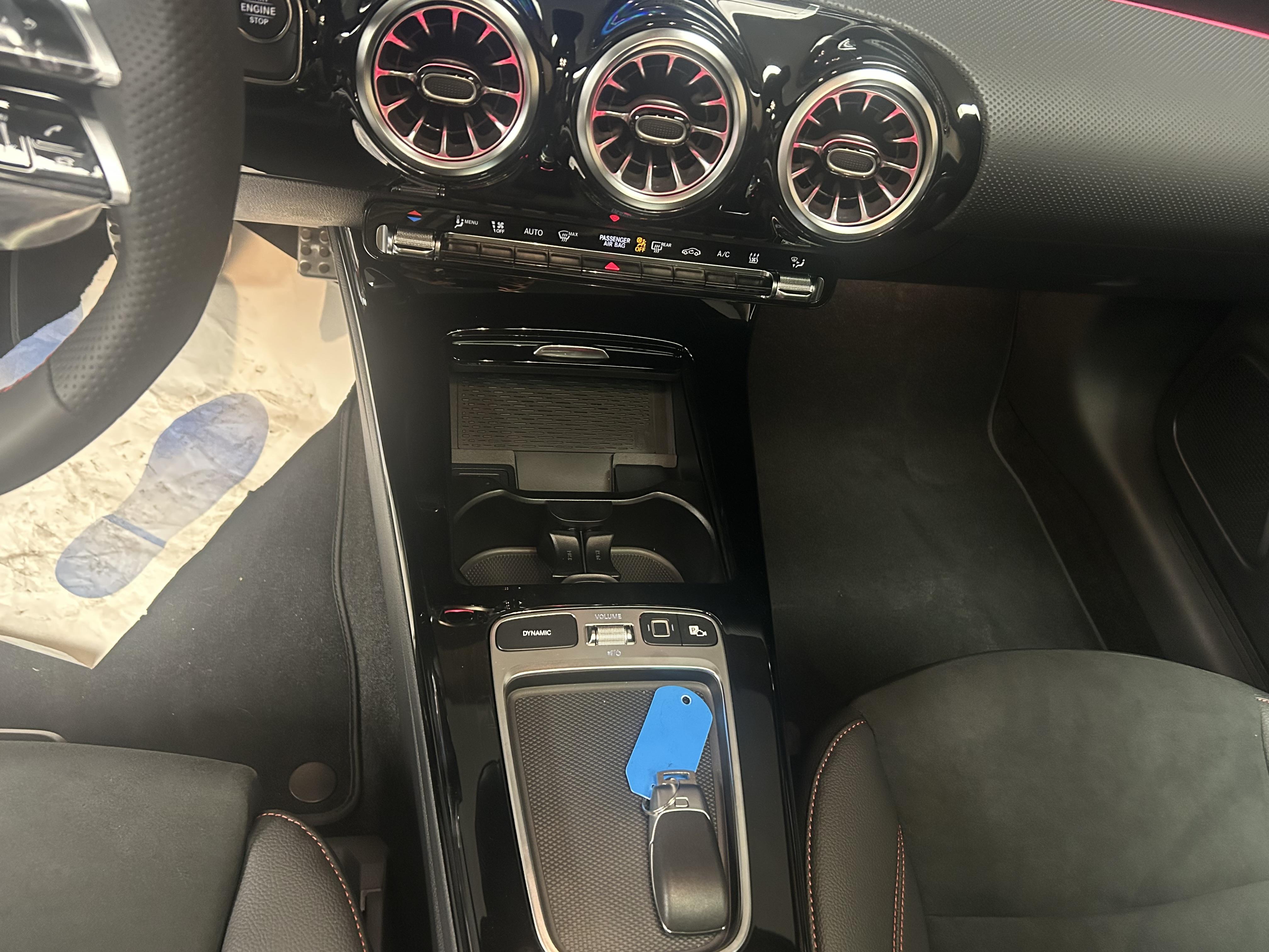 Mercedes-Benz Classe A 250 e Hybrid EQ AMG Line — photo 7
