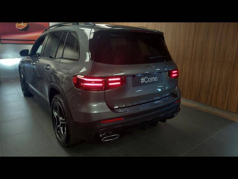 Mercedes-Benz GLB 200 7G-DCT AMG Line — photo 19