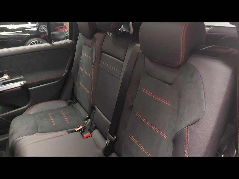 Mercedes-Benz GLB 200 7G-DCT AMG Line — photo 15