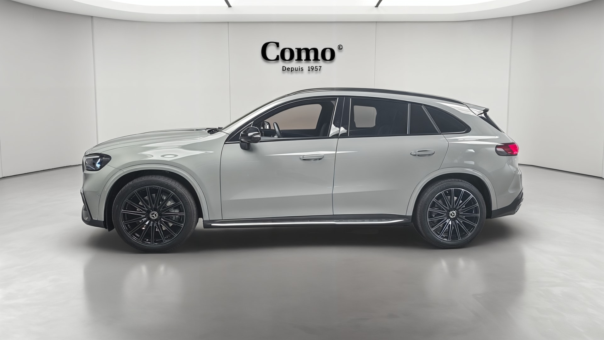 Mercedes-Benz GLC 400 EQ 4M AMG Line — Profil gauche