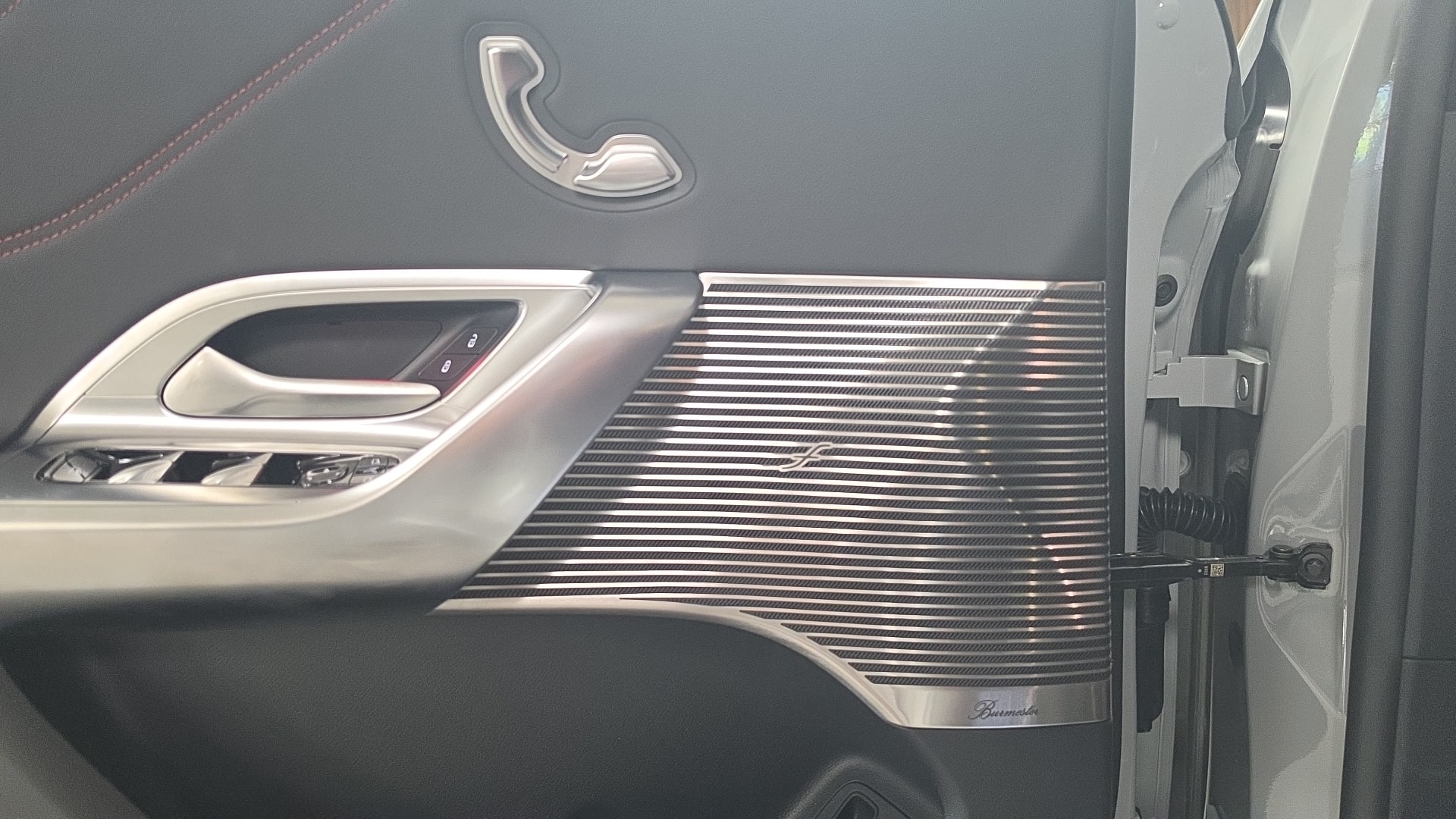 Mercedes-Benz GLC 400 EQ 4M AMG Line — photo 22
