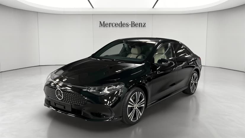 Mercedes-Benz CLA 250+ avec technologie EQ Limited Edition — 3/4 avant gauche