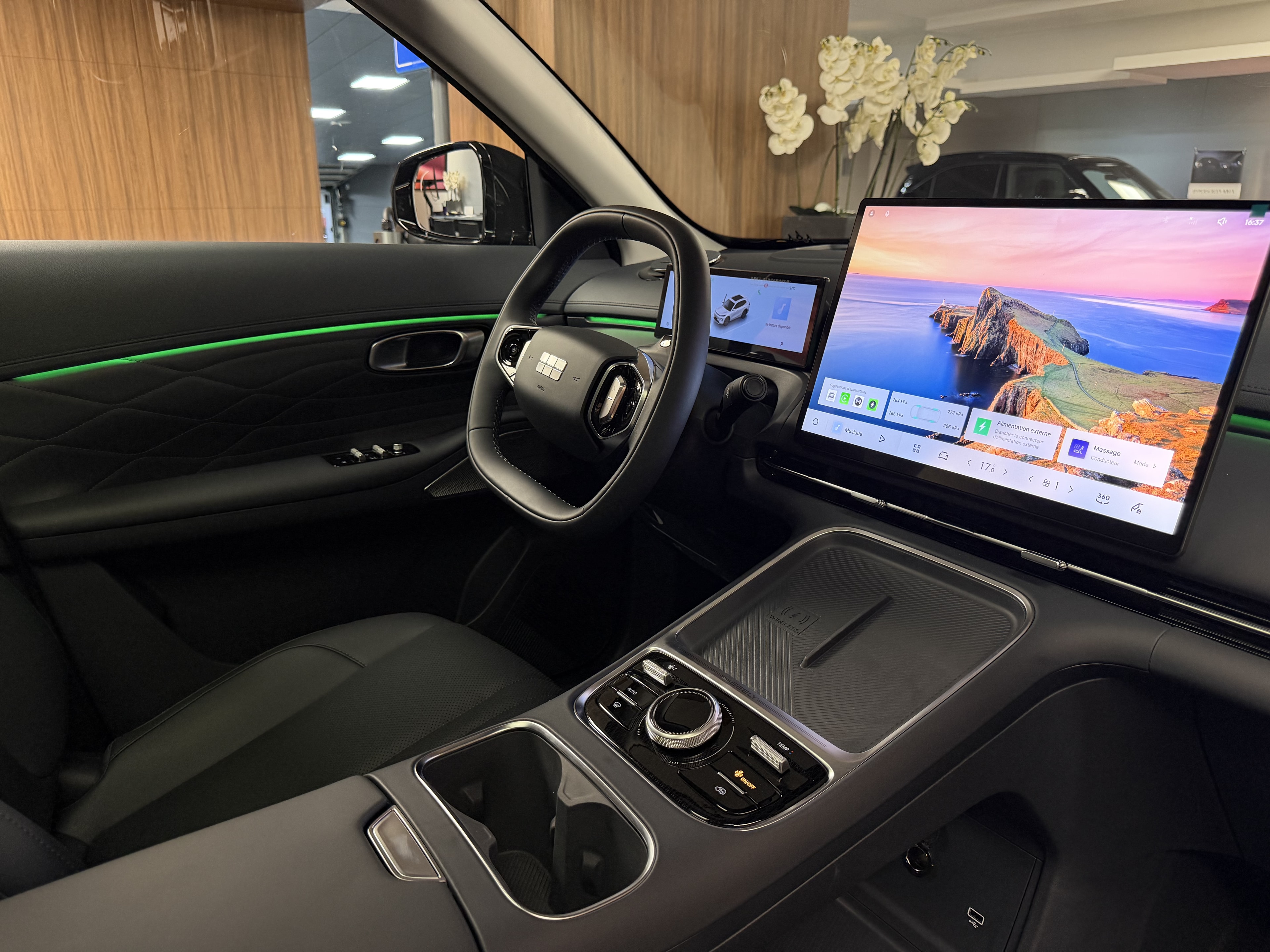 Geely Starray EM-i Max+ — photo 18
