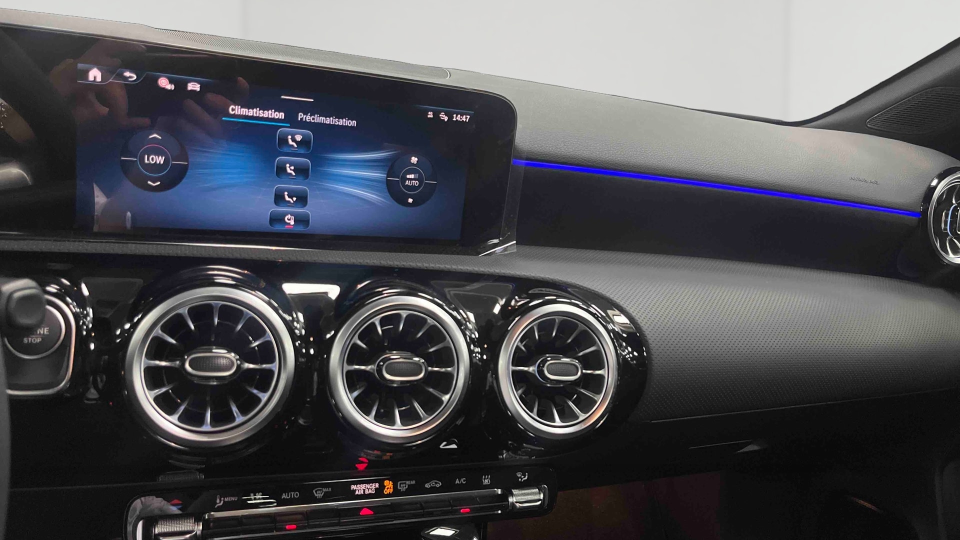 Mercedes-Benz Classe A 250 e Hybrid EQ AMG Line — photo 21