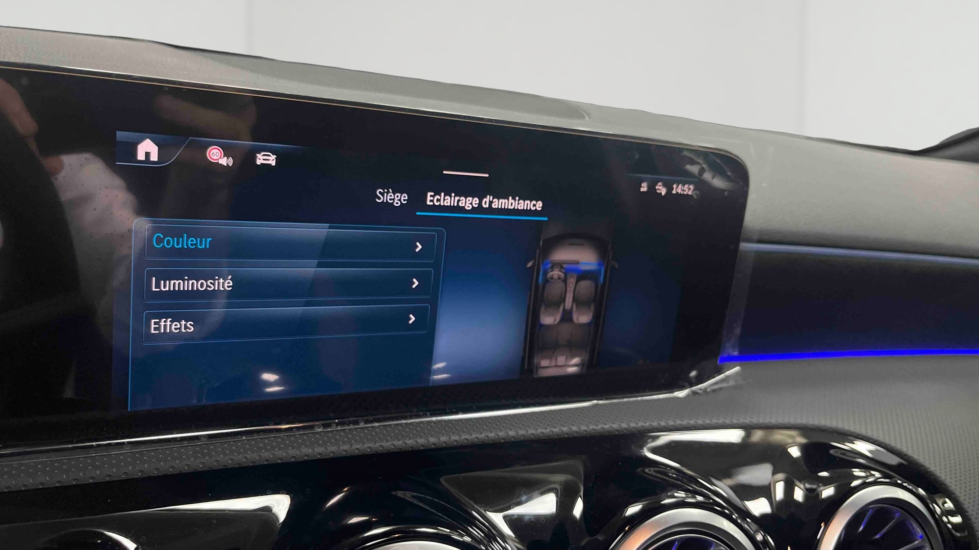 Mercedes-Benz Classe A 250 e Hybrid EQ AMG Line — photo 19