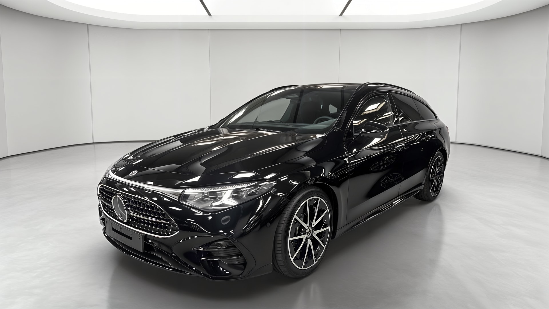Mercedes-Benz CLA 200 8F-eDCT 4MATIC AMG Line — 3/4 avant gauche