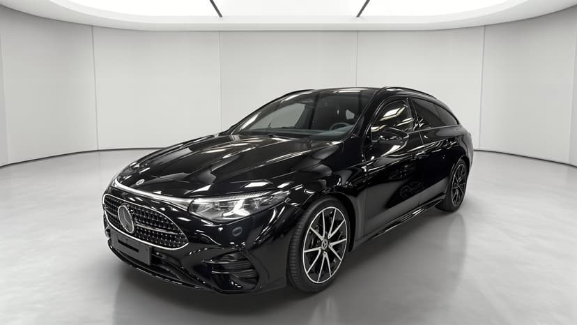 Mercedes-Benz CLA 200 8F-eDCT 4MATIC AMG Line — 3/4 avant gauche
