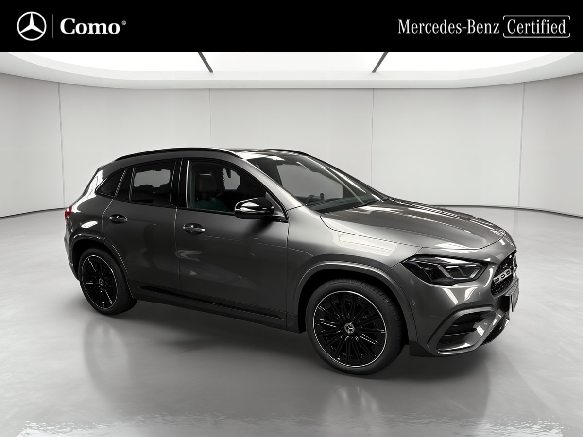 Mercedes-Benz GLA 180 7G-DCT AMG Line — Profil droit