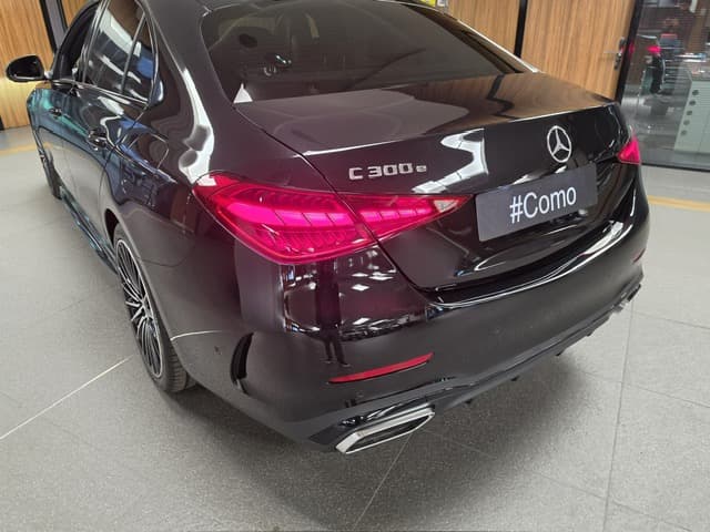 Mercedes-Benz Classe C 300 e 9G-Tronic e-Hybrid EQ AMG Line + — 3/4 arrière gauche