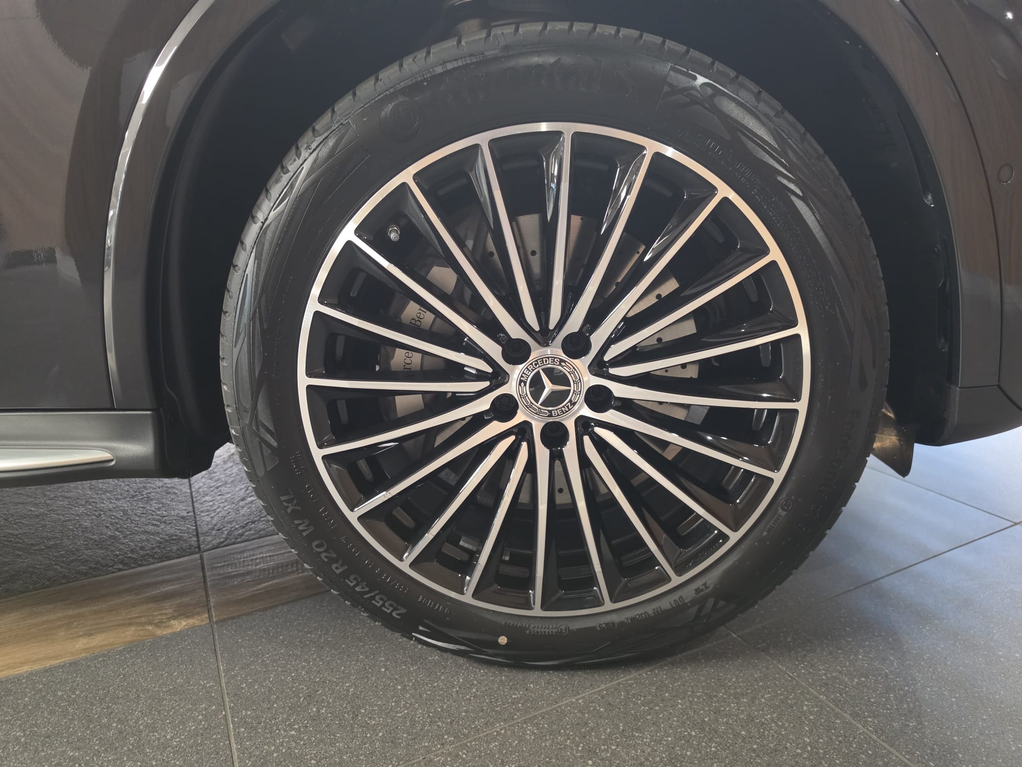 Mercedes-Benz GLC 220 d 4Matic AMG Line — photo 19