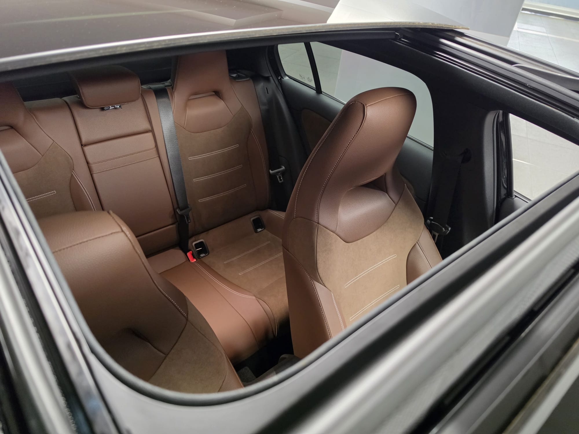 Mercedes-Benz Classe A 250 e Hybrid EQ AMG Line — photo 8
