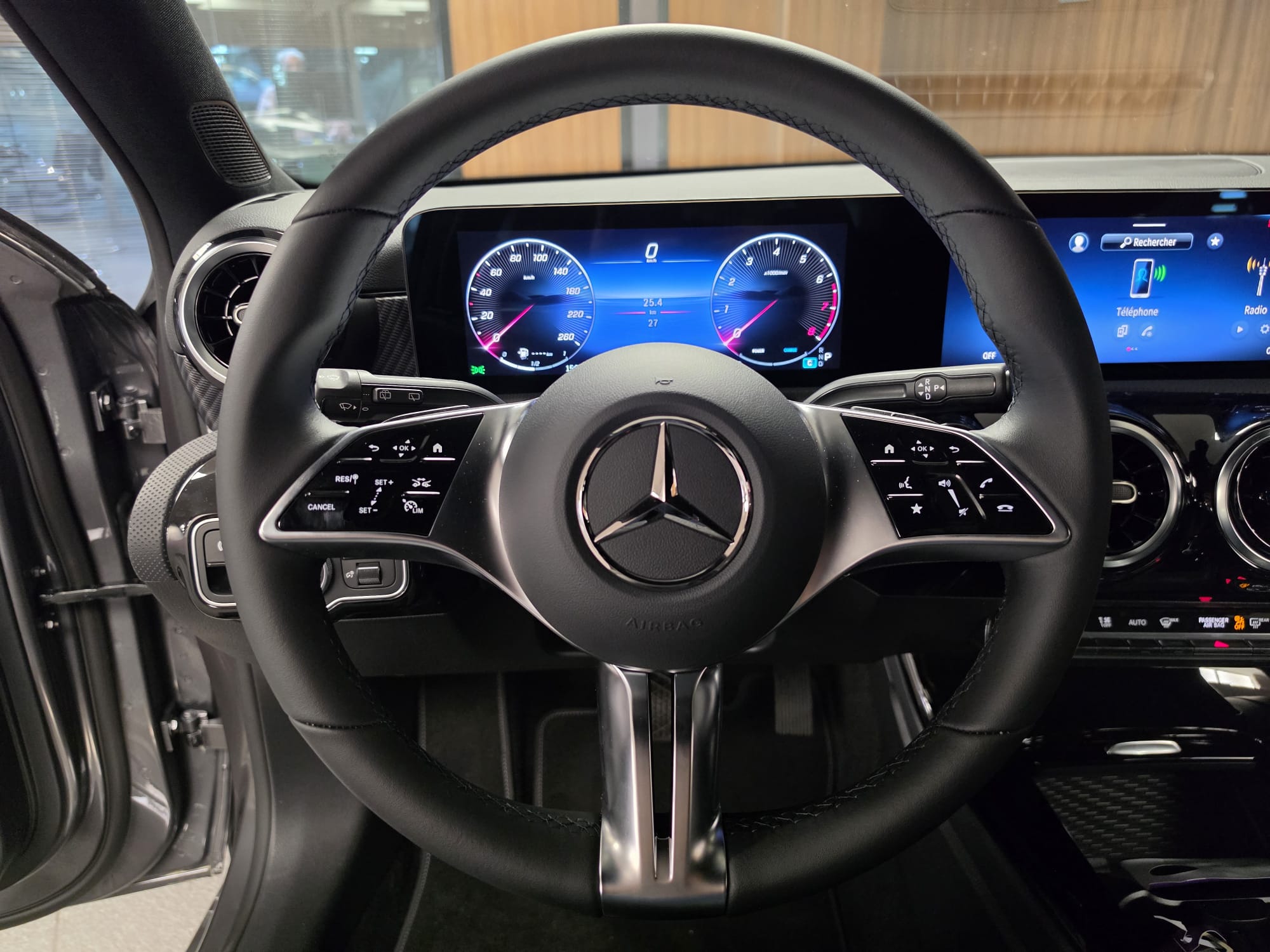 Mercedes-Benz Classe A 180 Edition 140 — photo 6