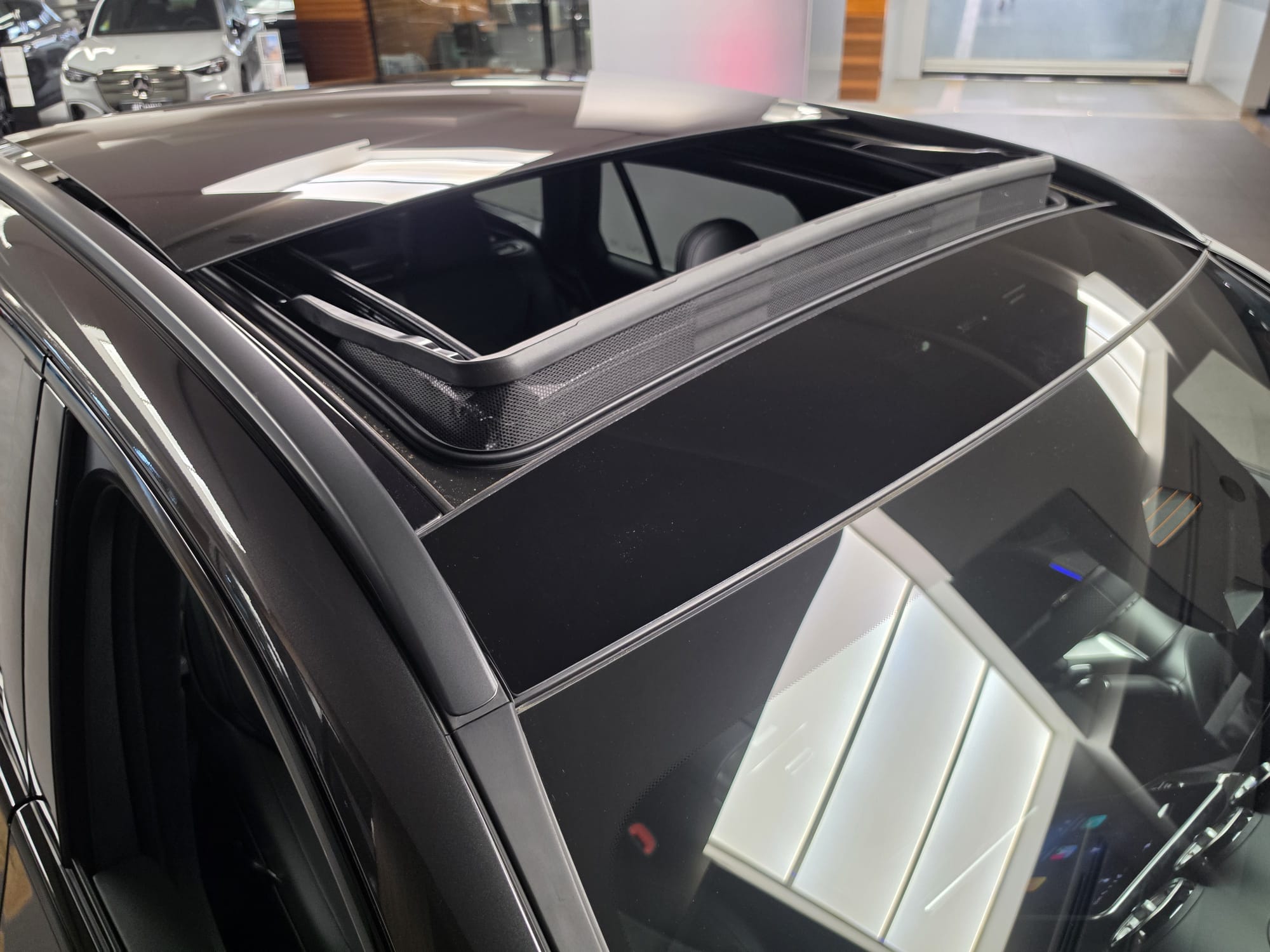 Mercedes-Benz GLC 220 d 4Matic AMG Line — photo 12