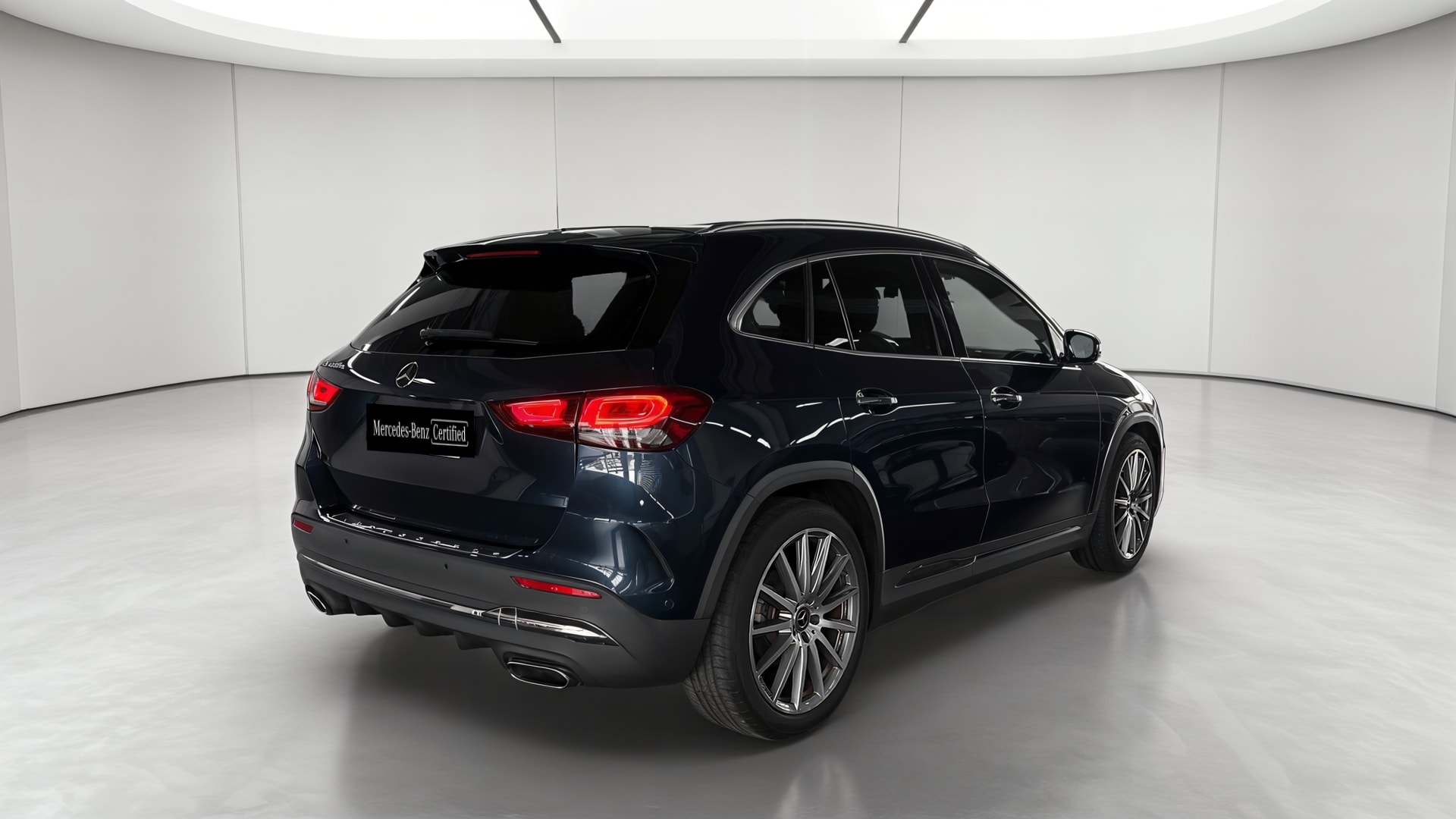 Mercedes-Benz GLA 200 d 8G-DCT AMG Line — 3/4 arrière droit