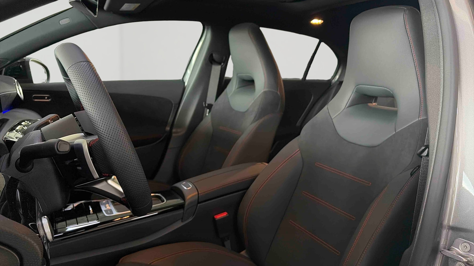 Mercedes-Benz Classe A 200 d AMG Line — Siège conducteur