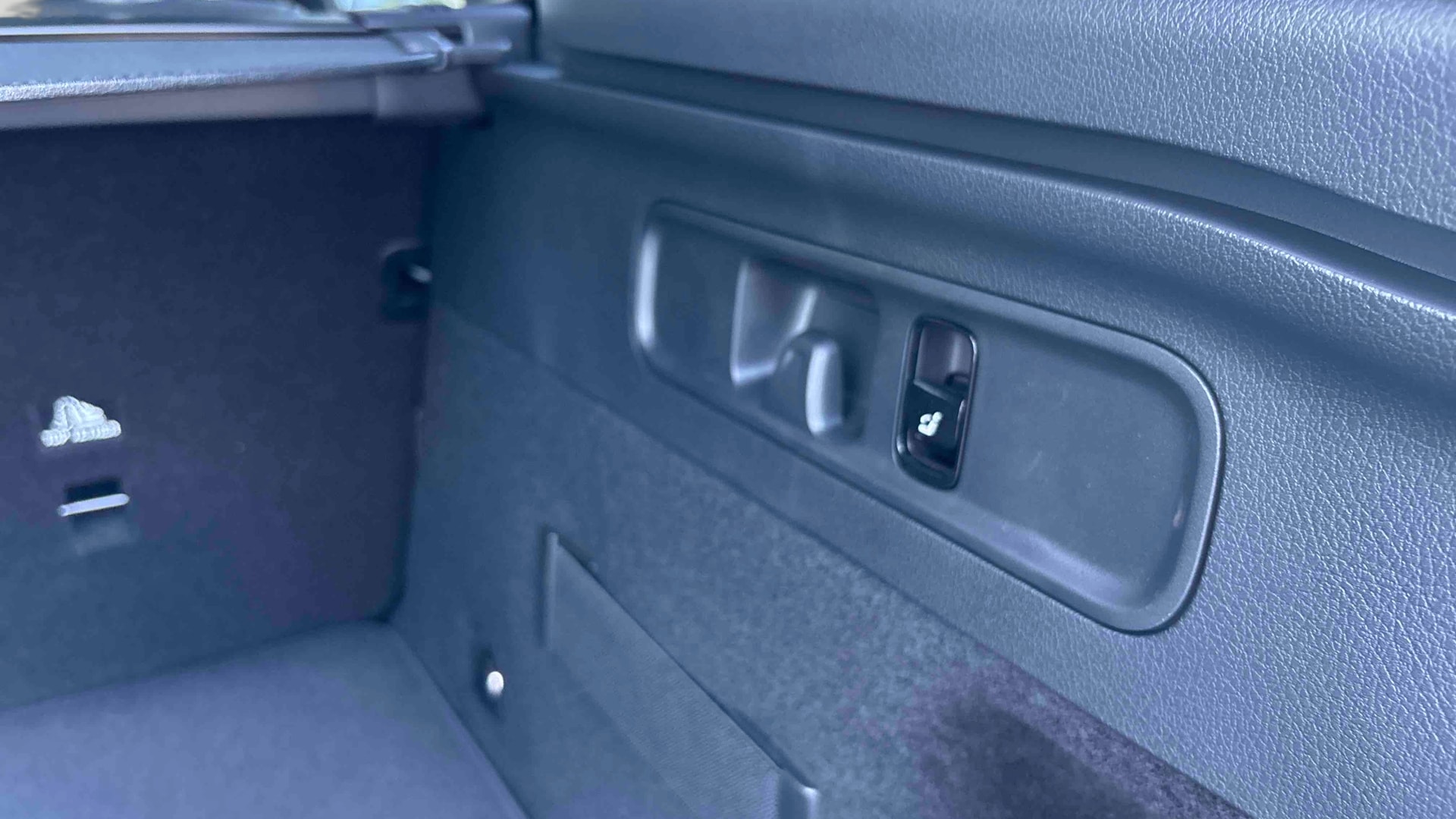 Mercedes-Benz GLC 220 d 4Matic AMG Line — photo 17