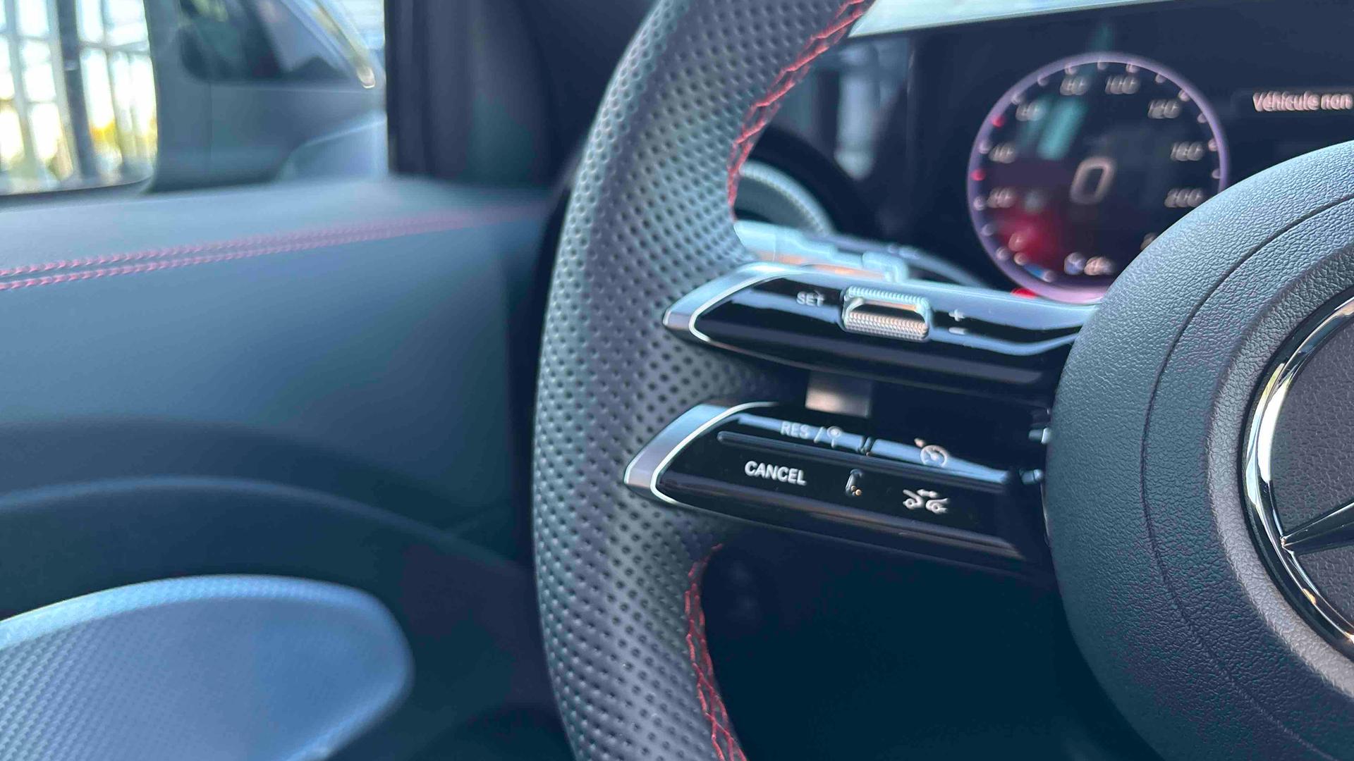 Mercedes-Benz GLB 200 electrique AMG Line — photo 19