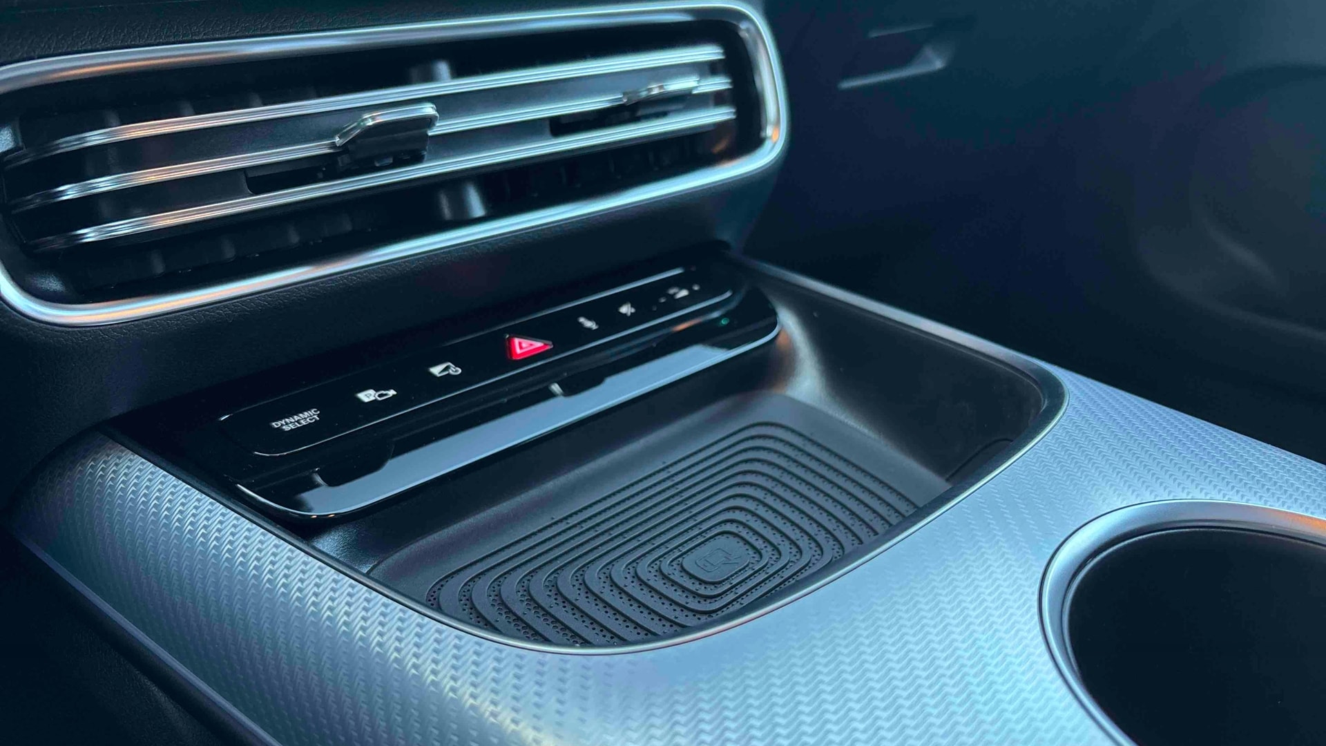Mercedes-Benz GLB 200 electrique AMG Line — photo 16