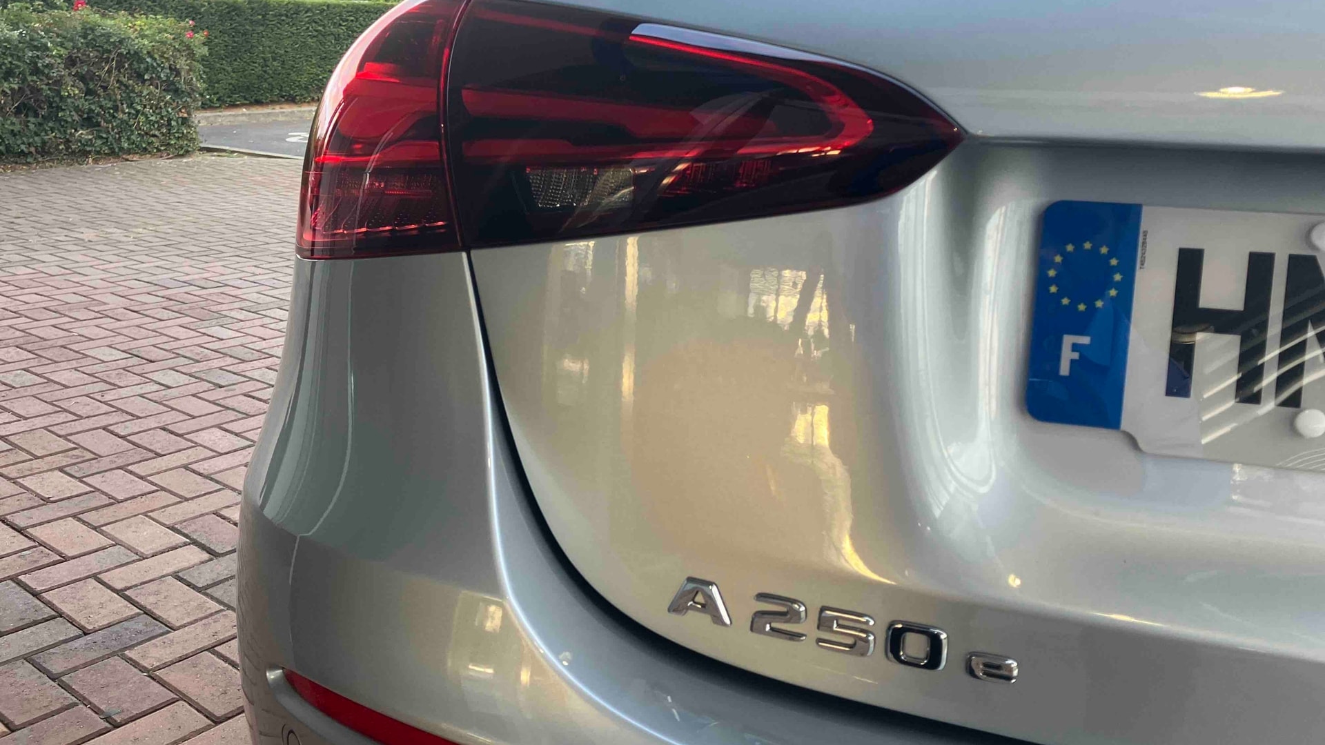 Mercedes-Benz Classe A 250 e Hybrid EQ Business Line — photo 20