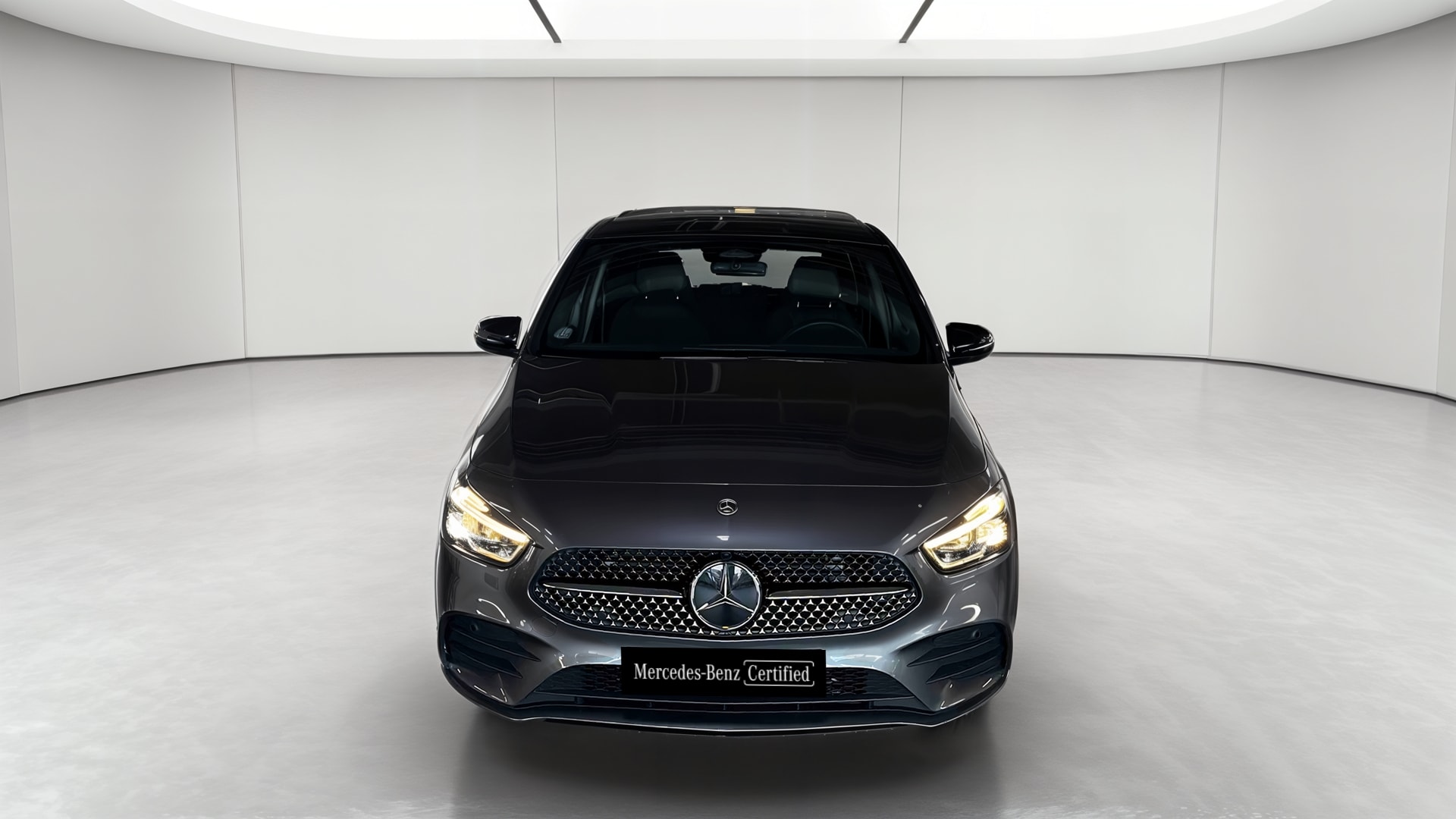 Mercedes-Benz Classe B 180 7G-DCT AMG Line — Face avant