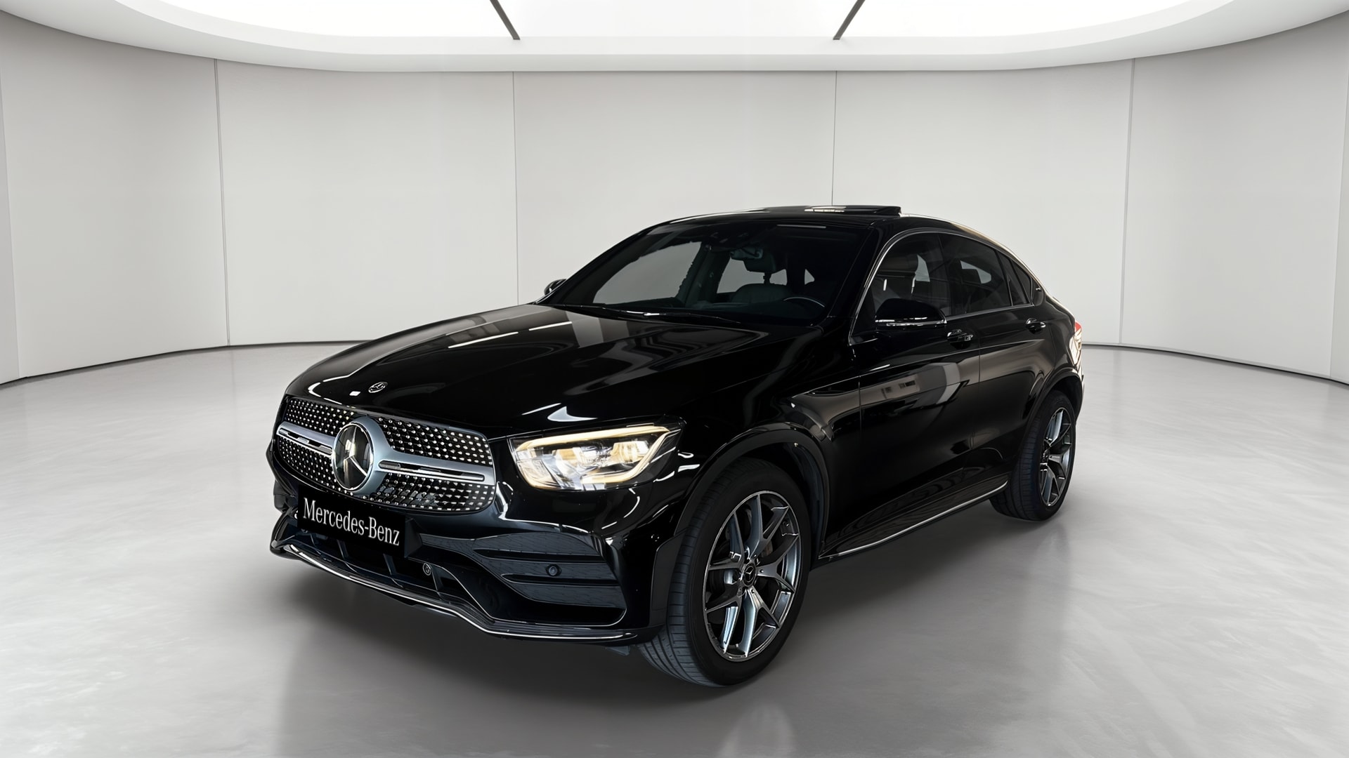 Mercedes-Benz GLC Coupé 220 d 9G-Tronic 4Matic Launch Edition AMG Line — 3/4 avant gauche