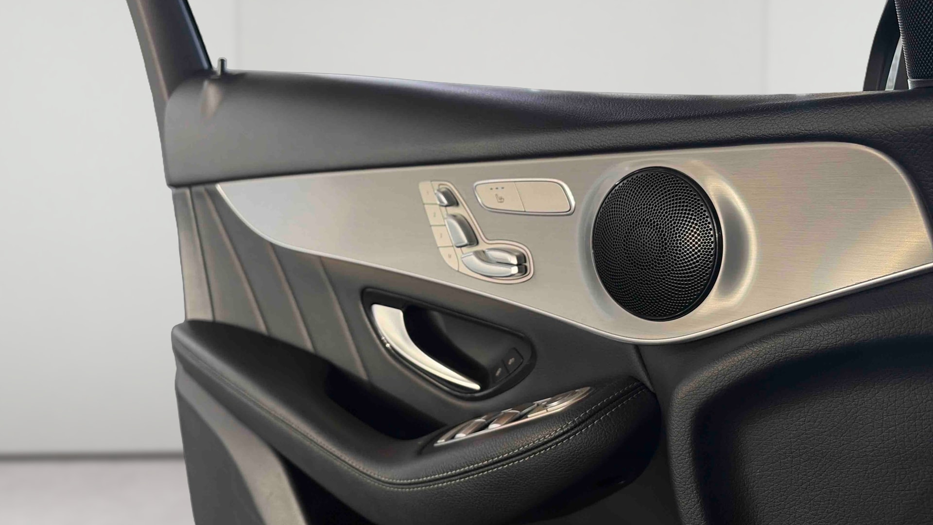 Mercedes-Benz GLC Coupé 220 d 9G-Tronic 4Matic Launch Edition AMG Line — photo 16