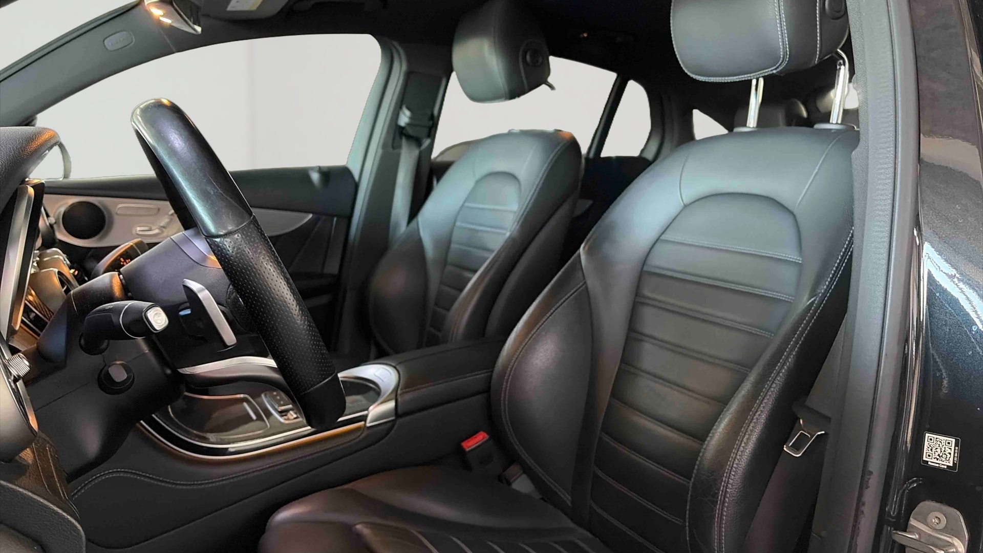 Mercedes-Benz GLC Coupé 220 d 9G-Tronic 4Matic Launch Edition AMG Line — Siège conducteur