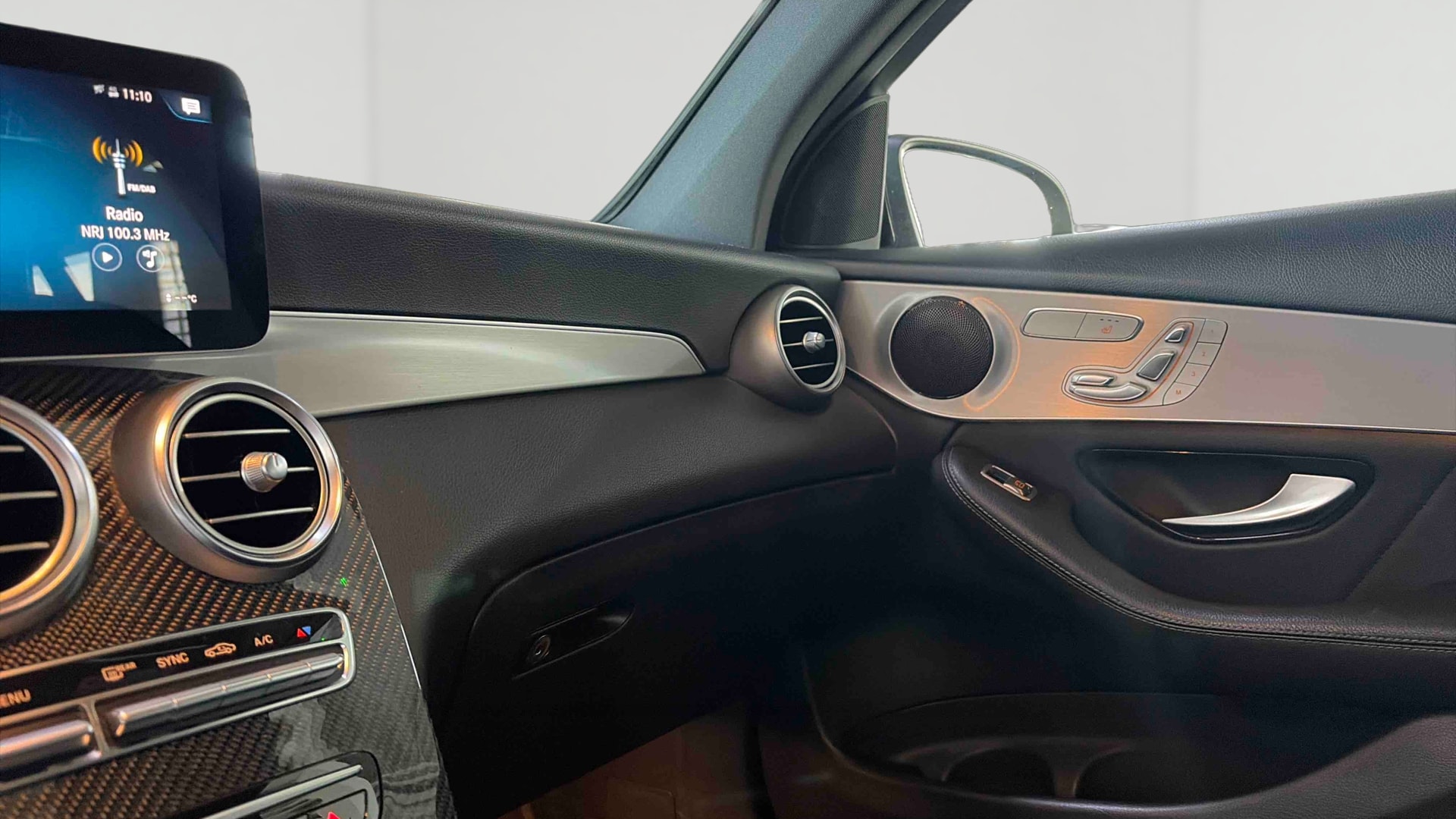 Mercedes-Benz GLC Coupé 220 d 9G-Tronic 4Matic Launch Edition AMG Line — photo 17