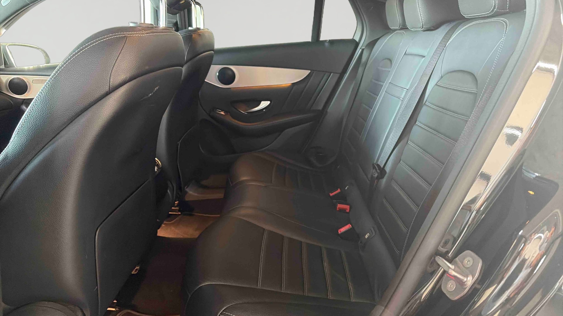 Mercedes-Benz GLC Coupé 220 d 9G-Tronic 4Matic Launch Edition AMG Line — Siège arrière gauche