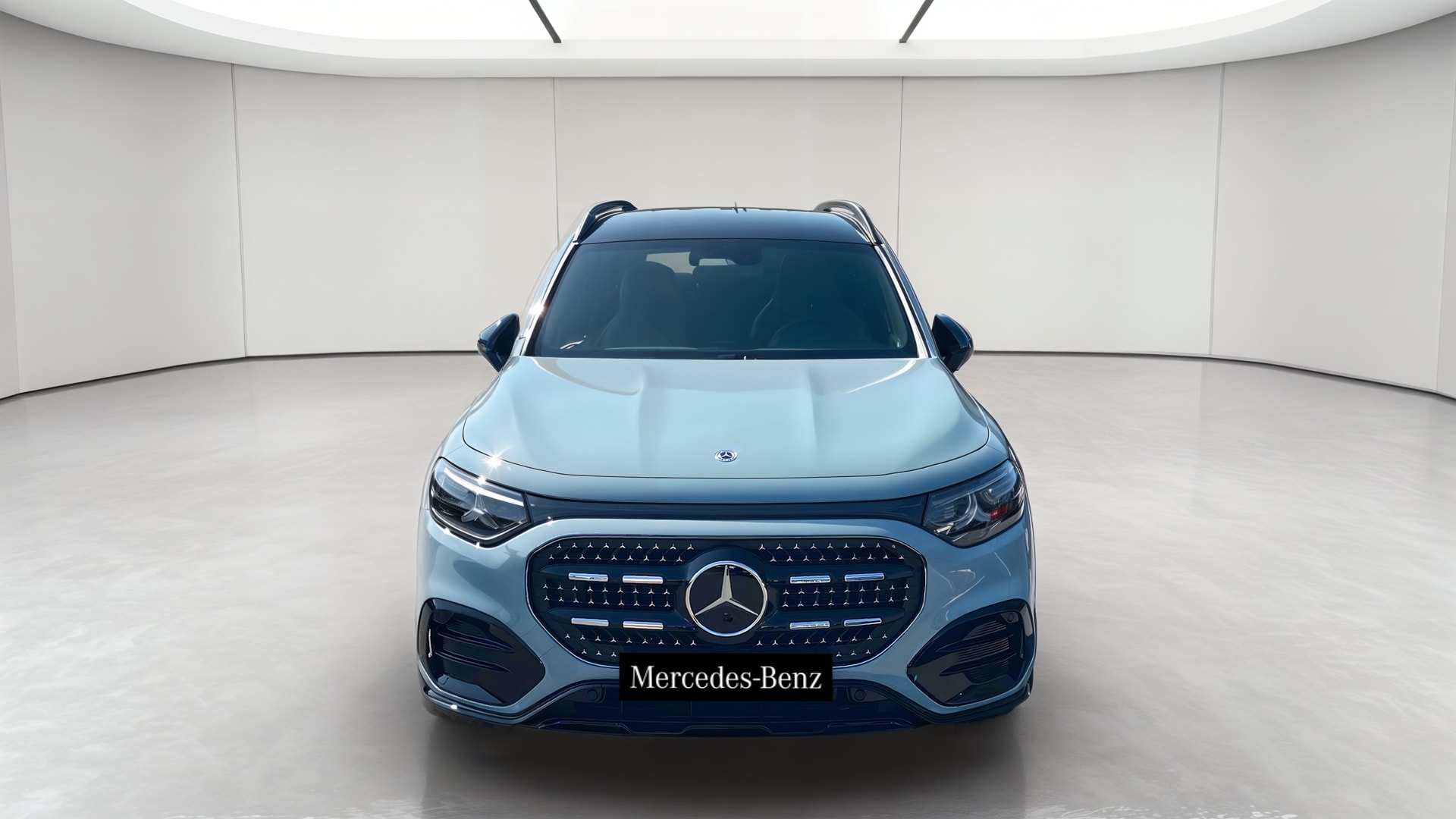 Mercedes-Benz GLB 200 AMG Line — Face avant