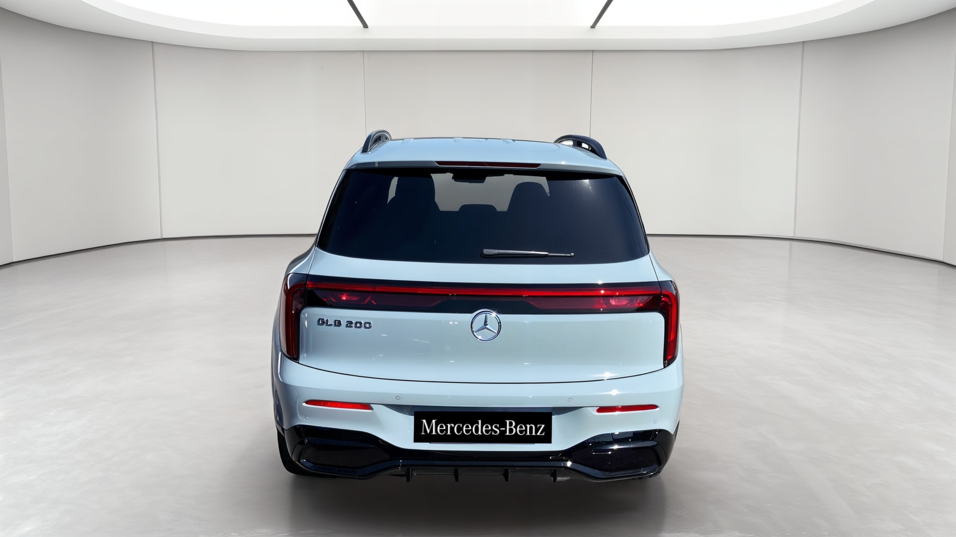 Mercedes-Benz GLB 200 AMG Line — Face arrière