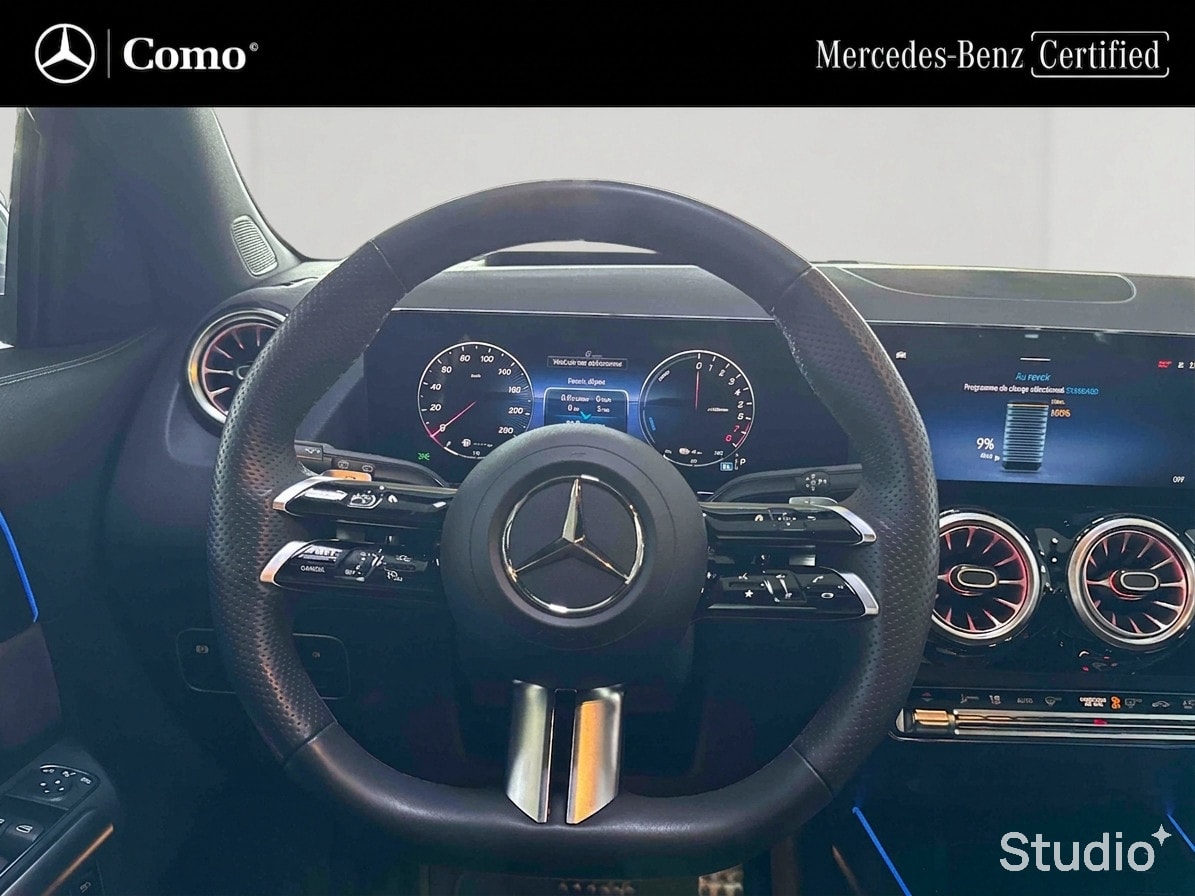 Mercedes-Benz GLA 250 e 8G-DCT AMG Line — Poste de pilotage