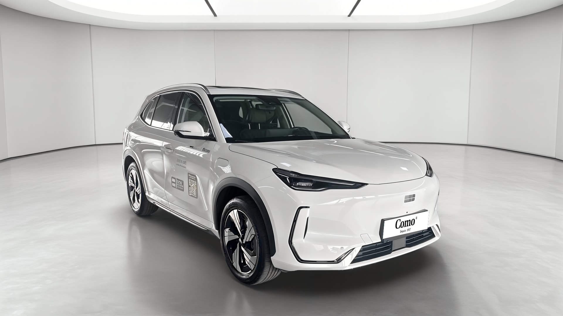 Geely E5 Max+ — 3/4 avant droit