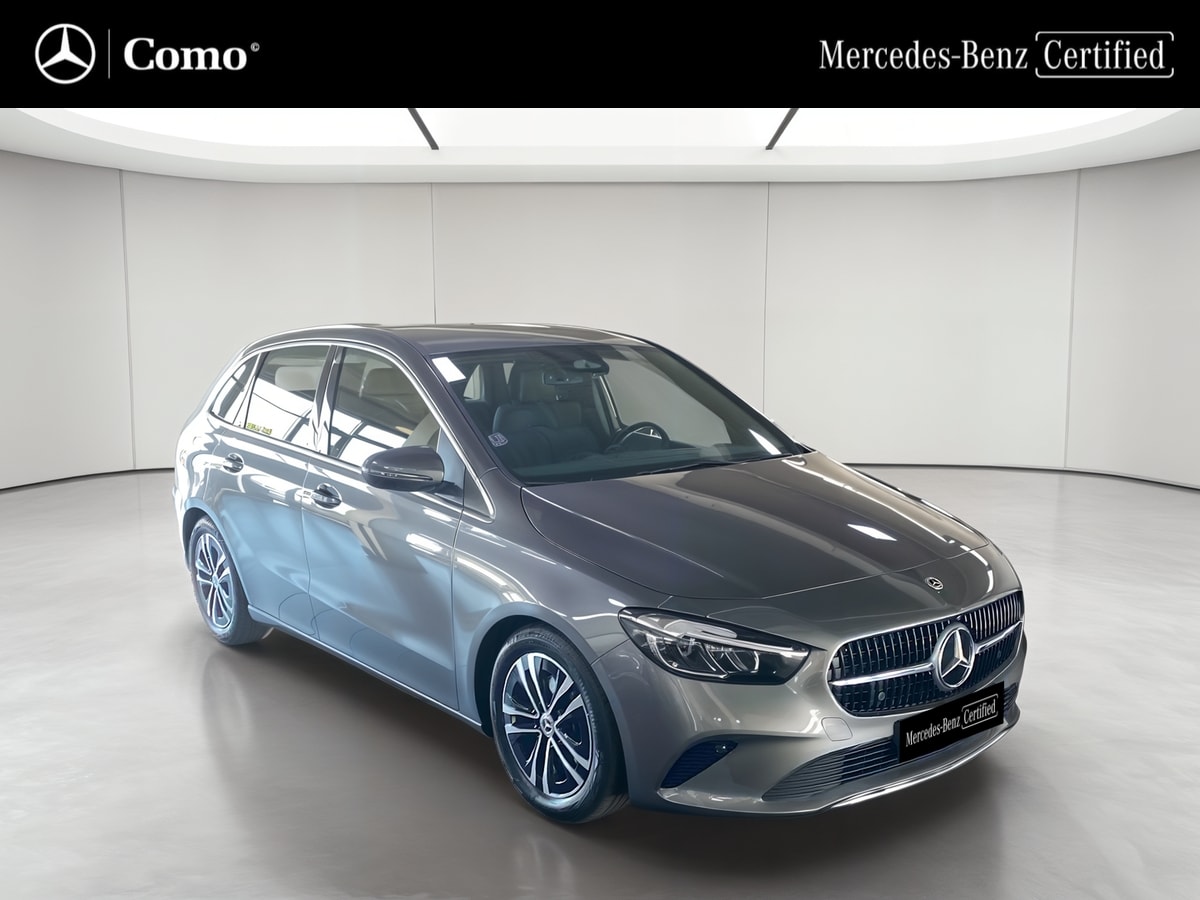Mercedes-Benz Classe B 180 7G-DCT Business Line — 3/4 avant droit