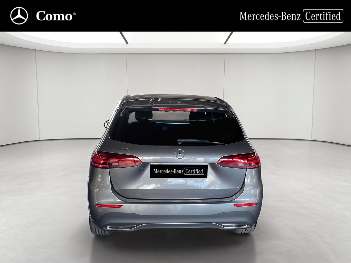 Mercedes-Benz Classe B 180 7G-DCT Business Line — Face arrière