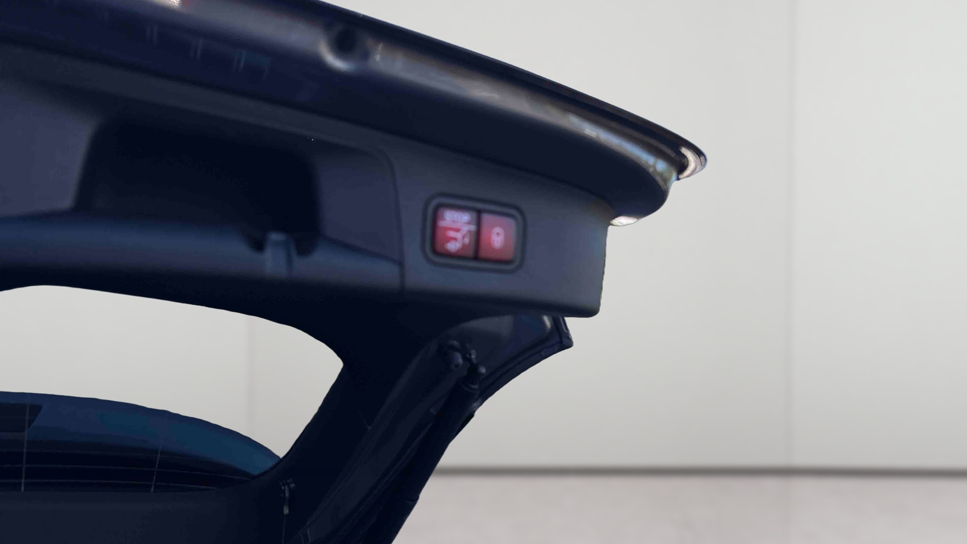 Mercedes-Benz GLA 200 7G-DCT Edition 140 — photo 17
