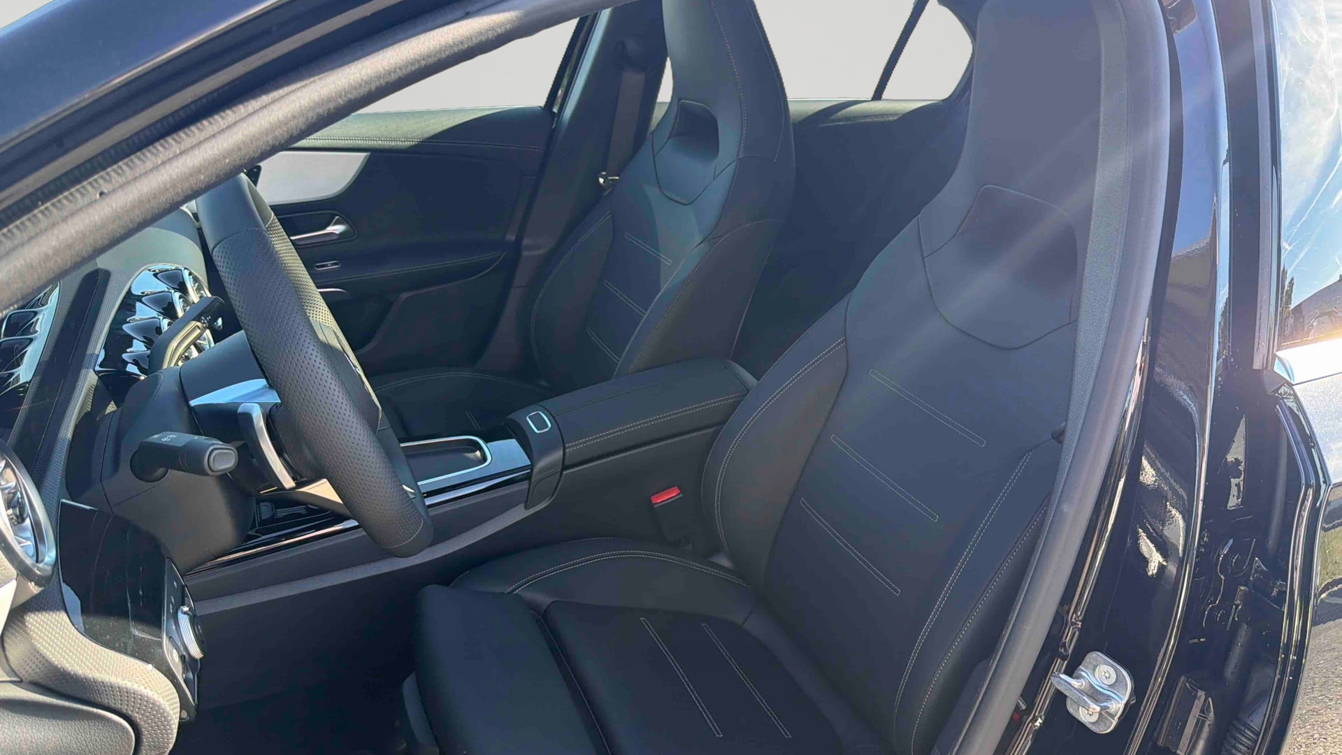 Mercedes-Benz Classe A 250 e Hybrid EQ AMG Line — Siège conducteur