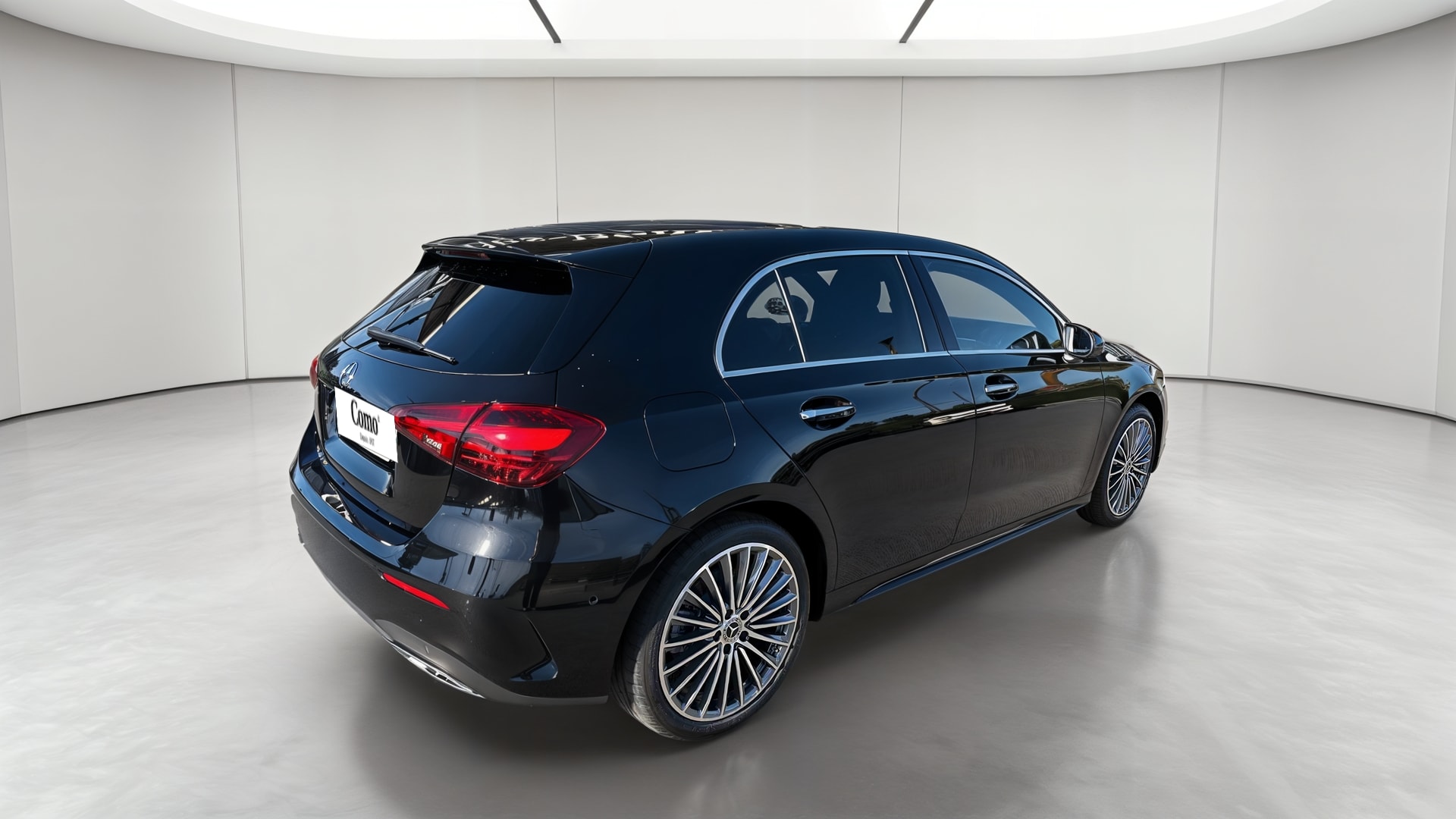Mercedes-Benz Classe A 250 e Hybrid EQ AMG Line — 3/4 arrière droit