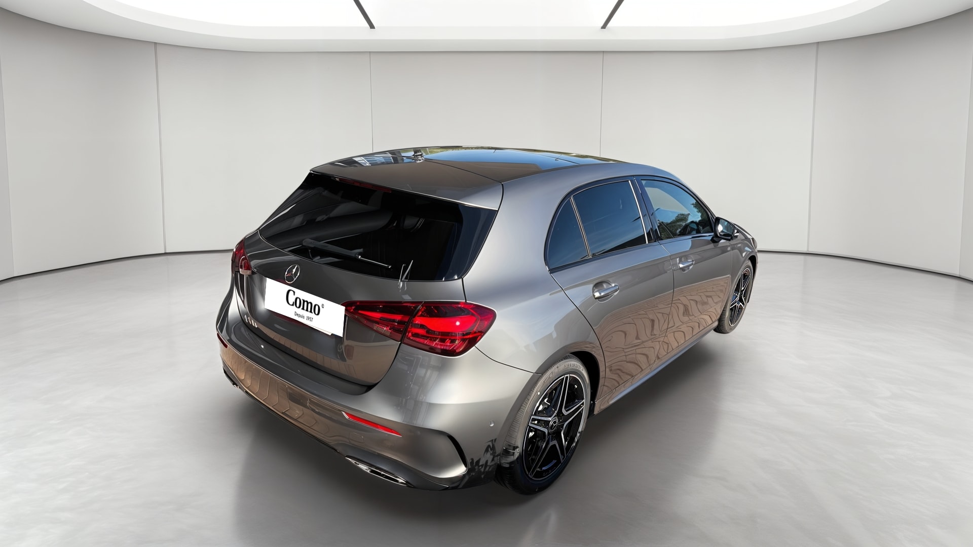 Mercedes-Benz Classe A 200 Star Edition — 3/4 arrière droit